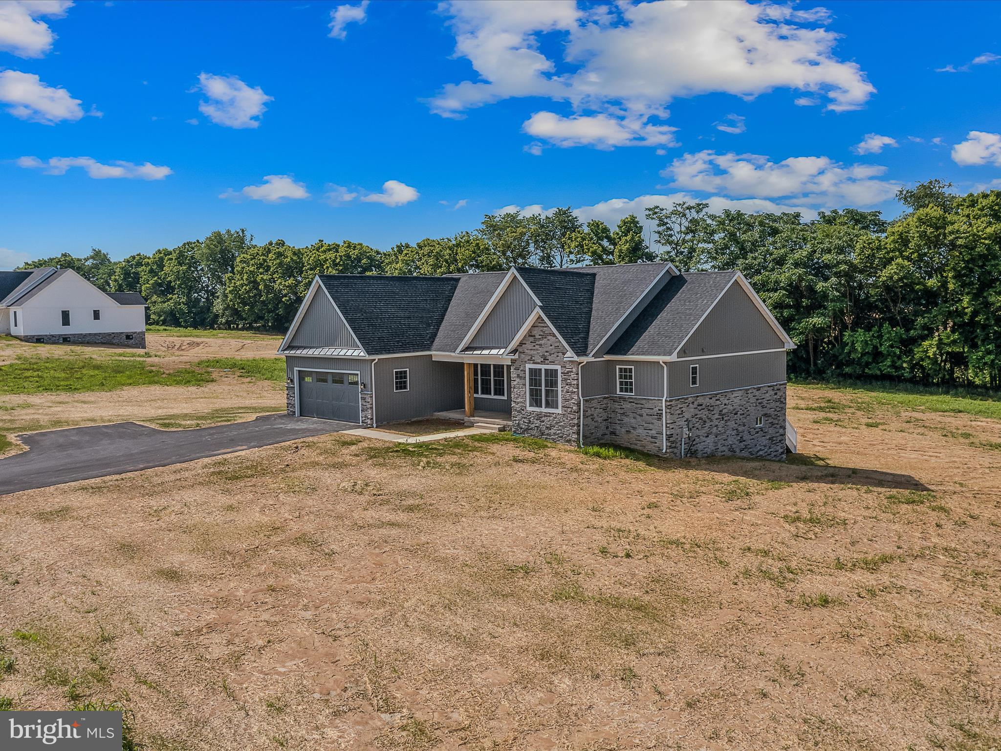 LORD FAIRFAX ESTATES - Residential