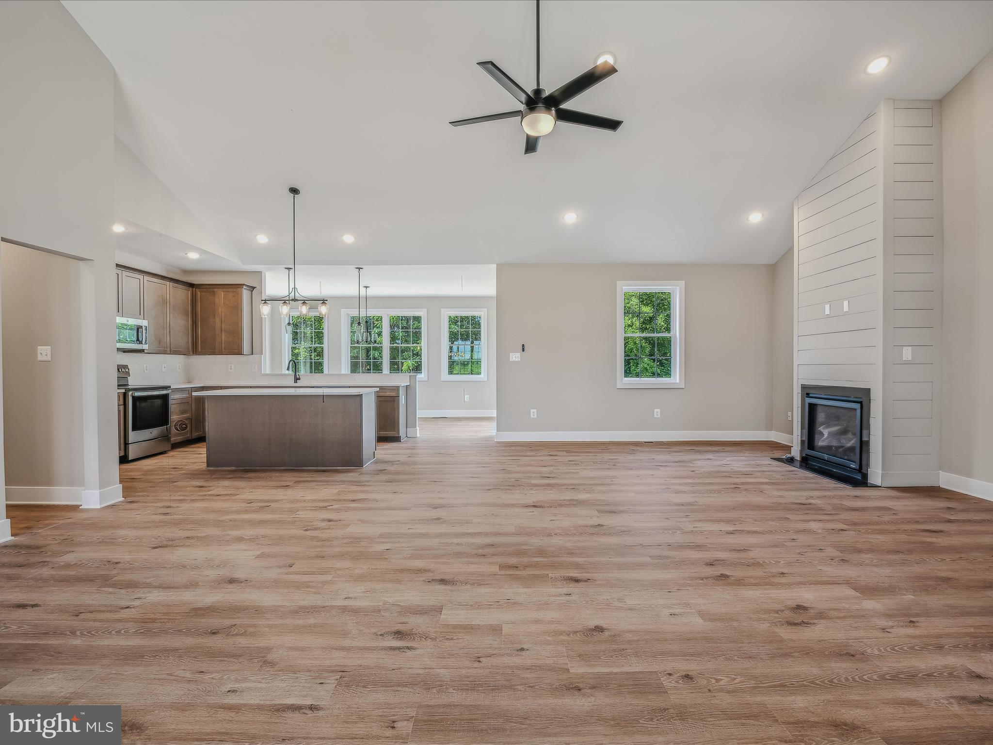 LORD FAIRFAX ESTATES - Residential