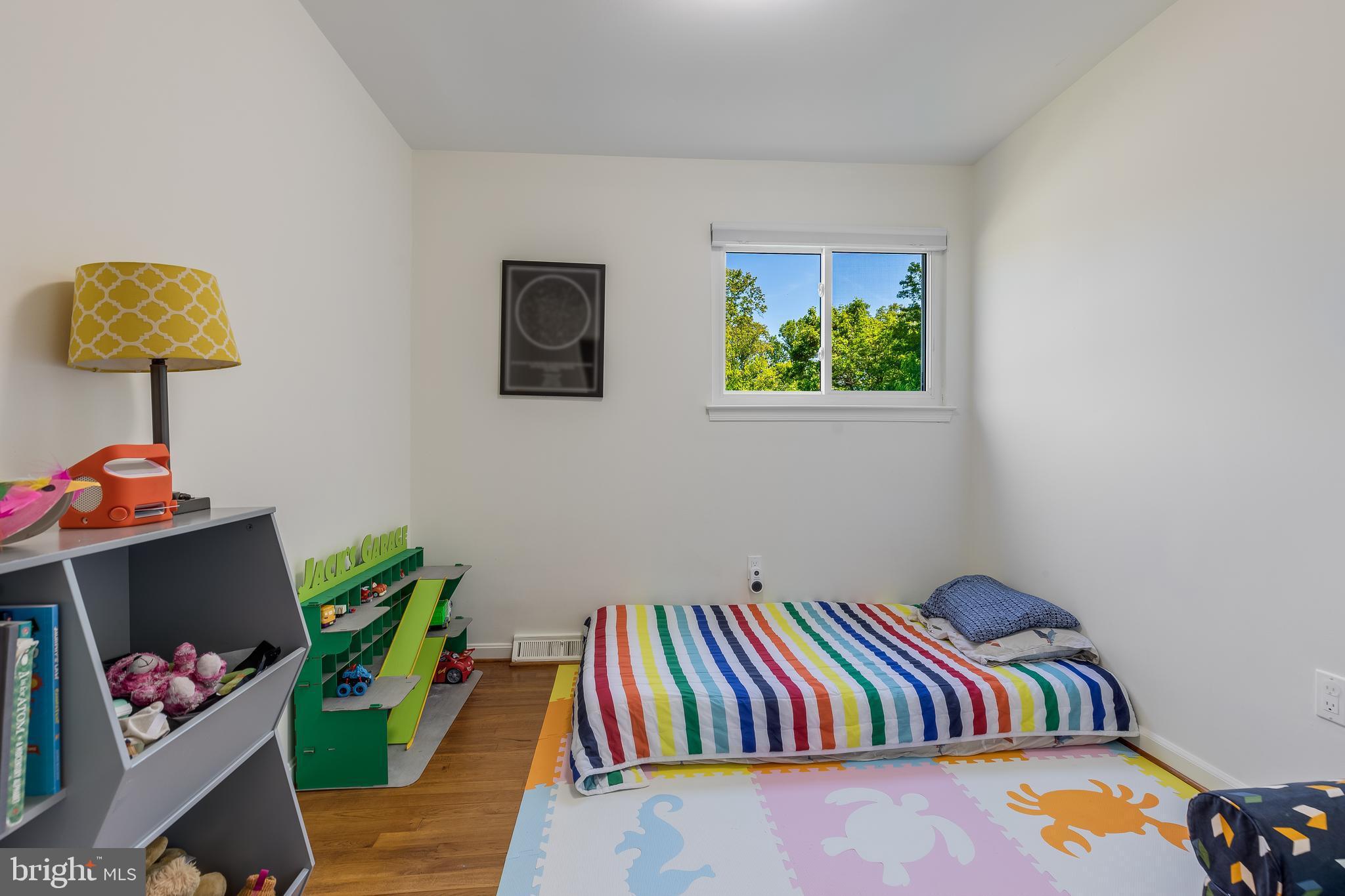WILTON OAKS - Residential