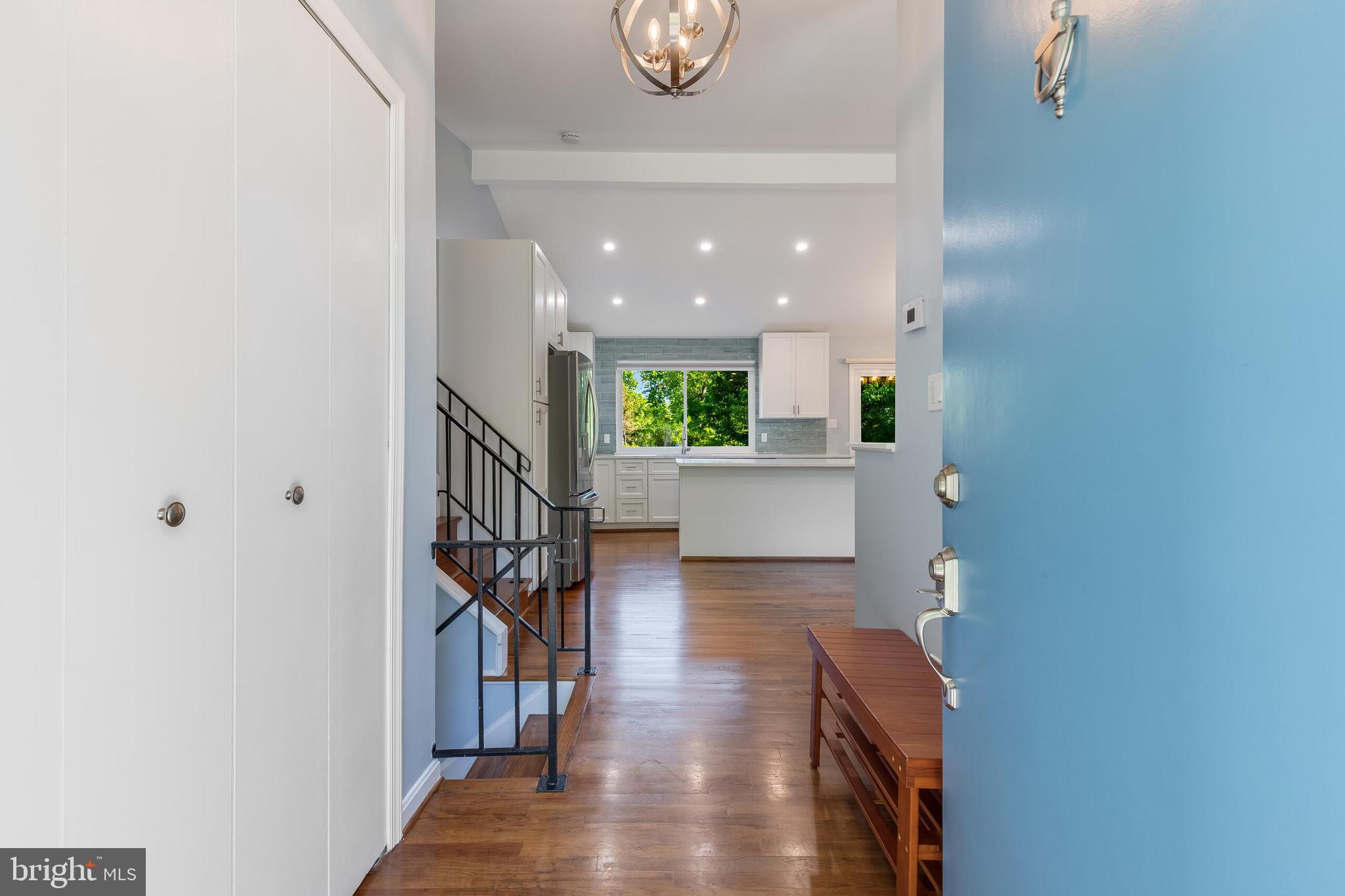 WILTON OAKS - Residential