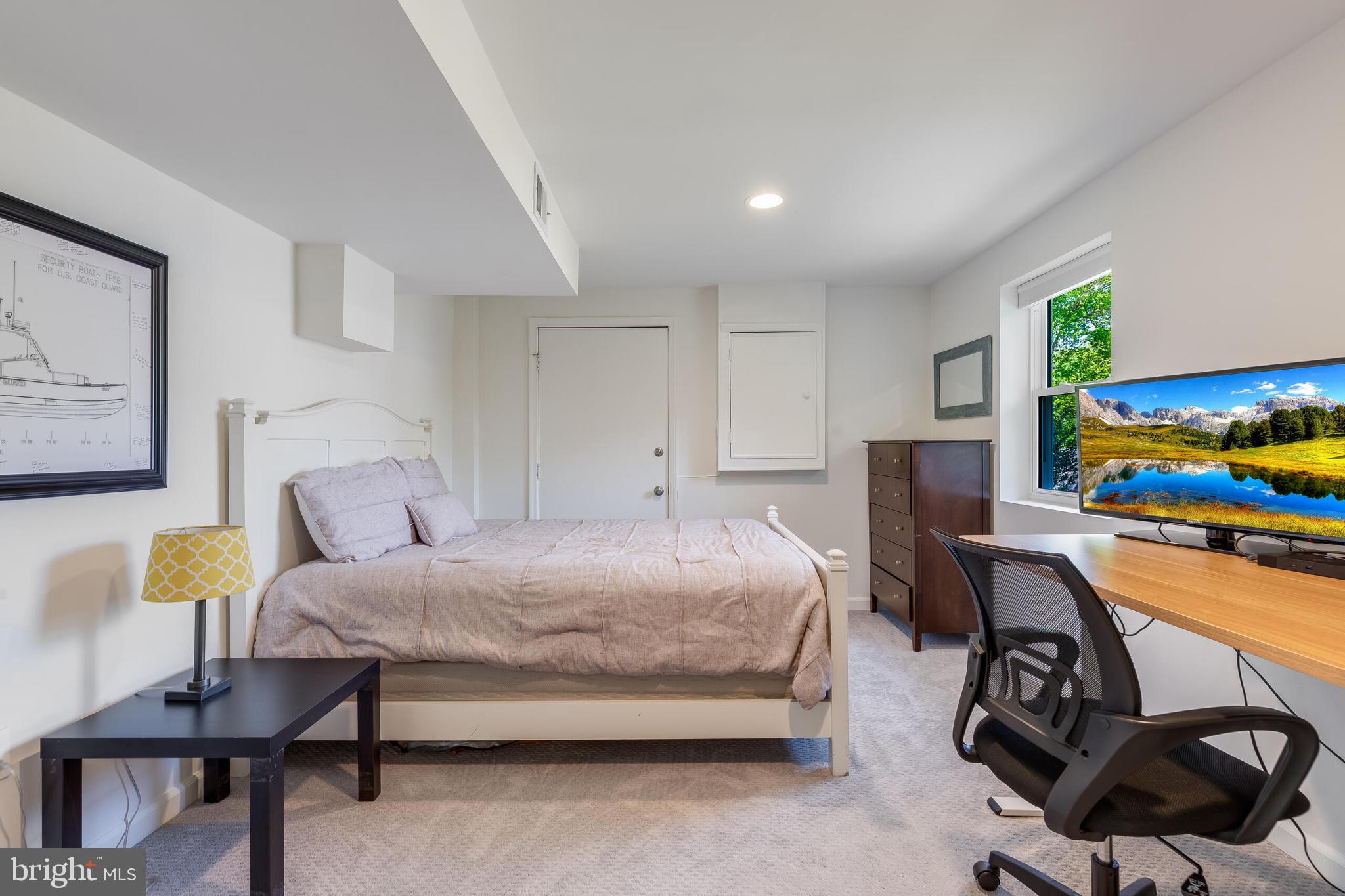 WILTON OAKS - Residential
