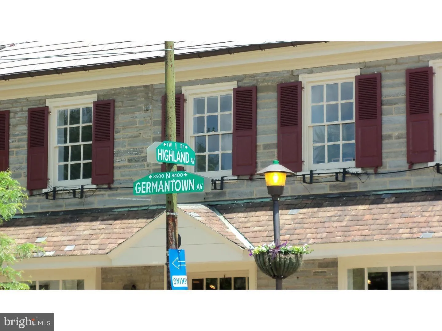 Philadelphia, Pennsylvania 19118, United States, 3 Bedrooms Bedrooms, ,1 BathroomBathrooms,Residential,Pending,73707