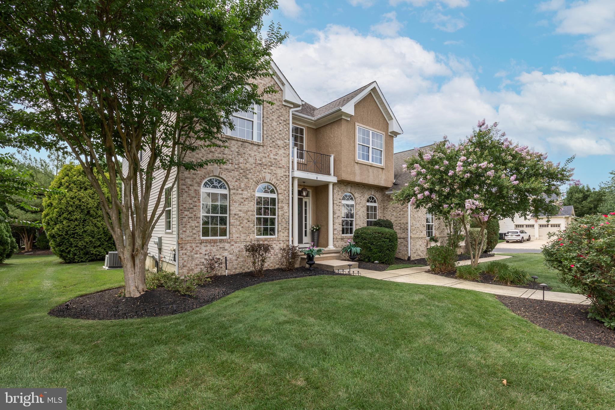 8 SARATOGA SPRINGS DRIVE