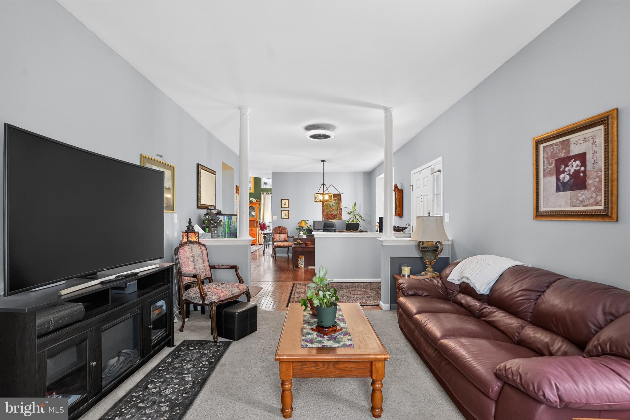 123 FORELOCK COURT