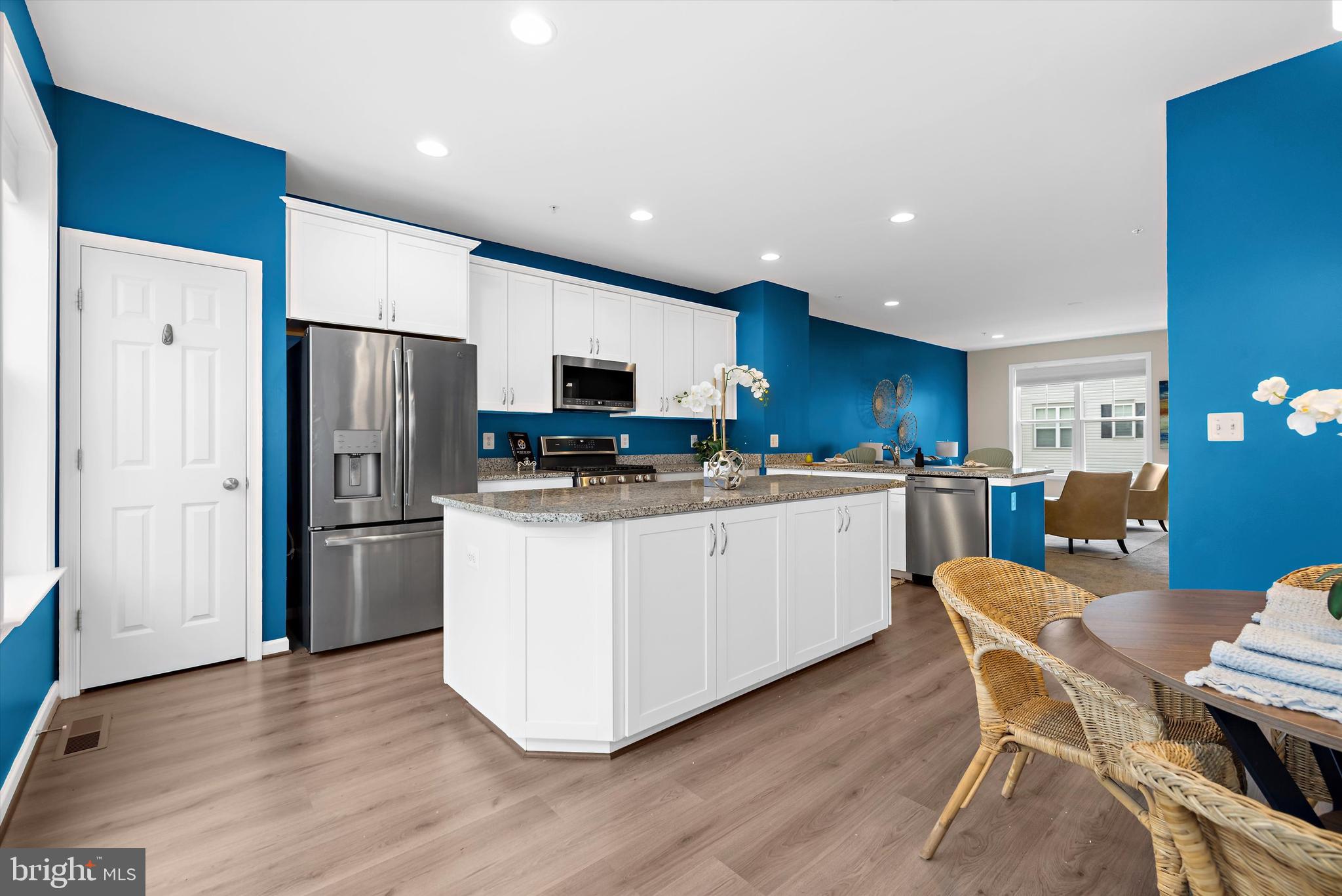 BRADFORD'S LANDING - Residential