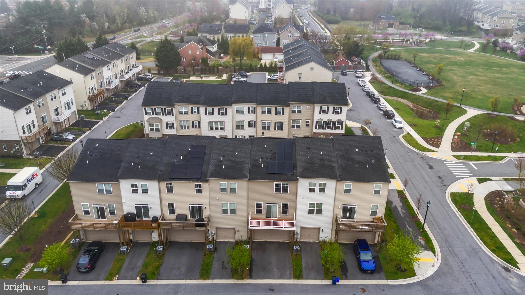 BRADFORD'S LANDING - Residential