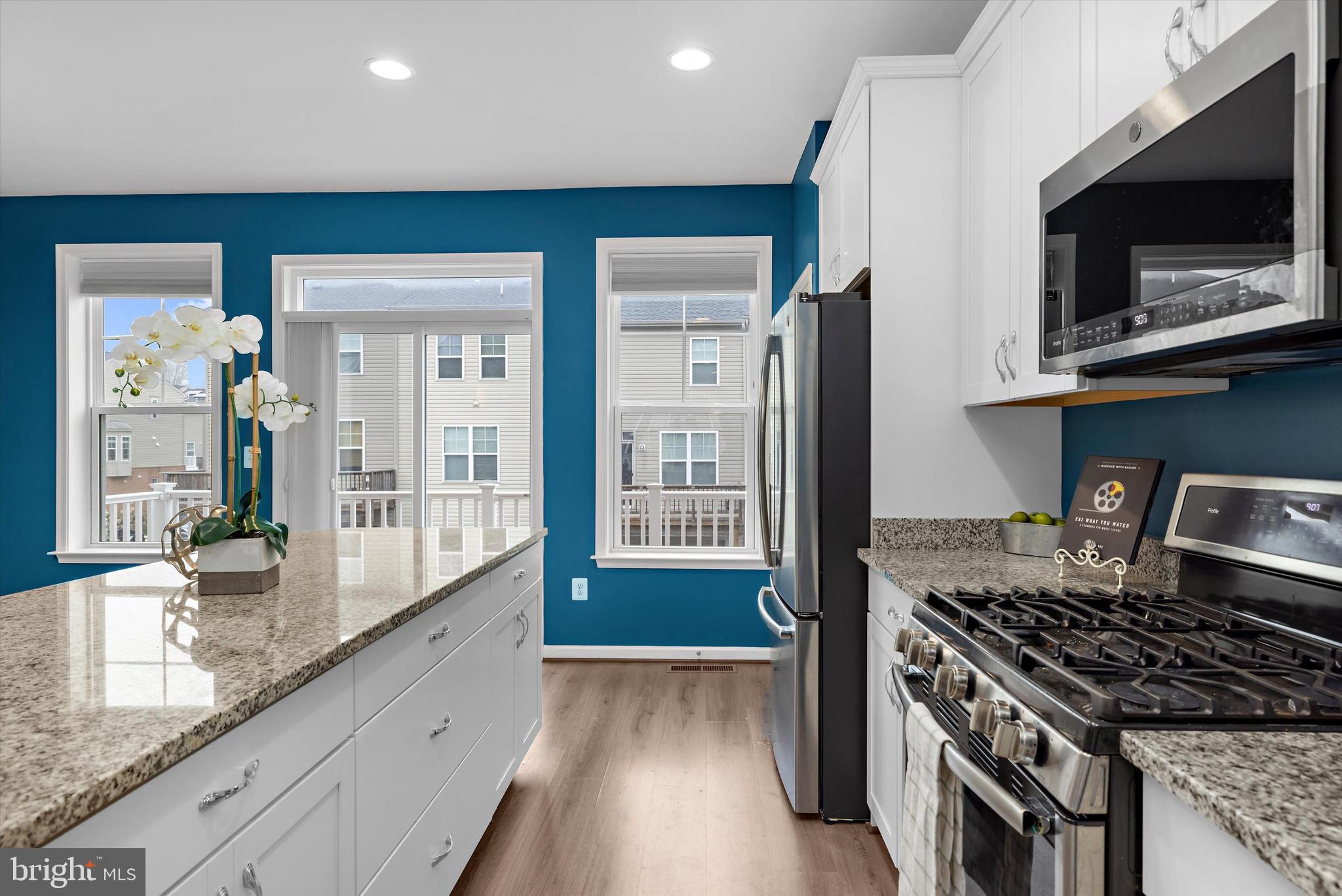 BRADFORD'S LANDING - Residential