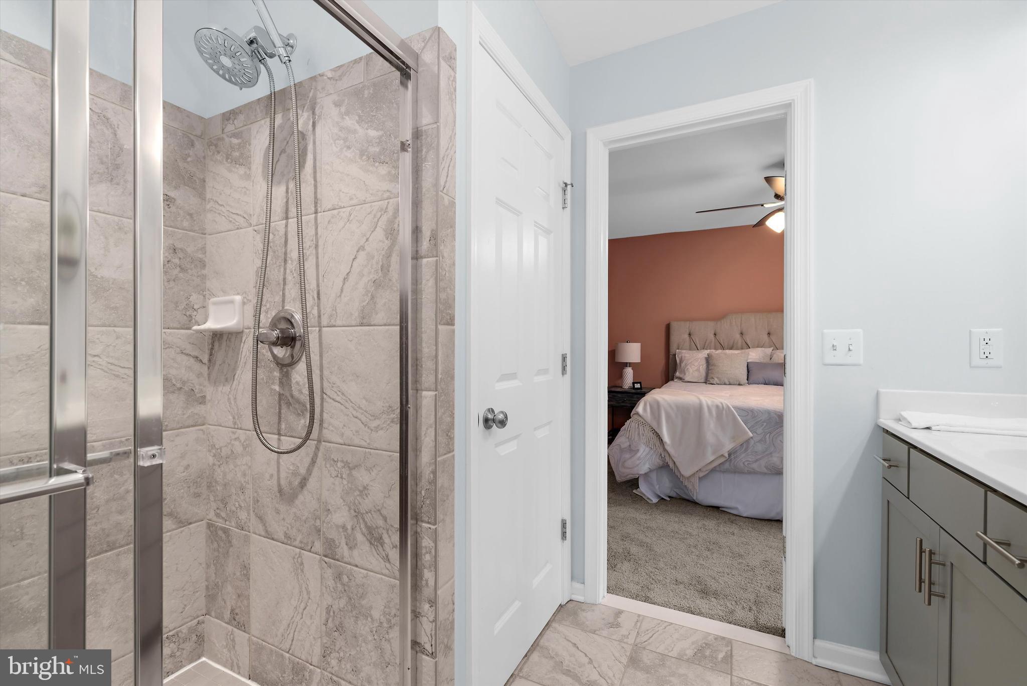 BRADFORD'S LANDING - Residential