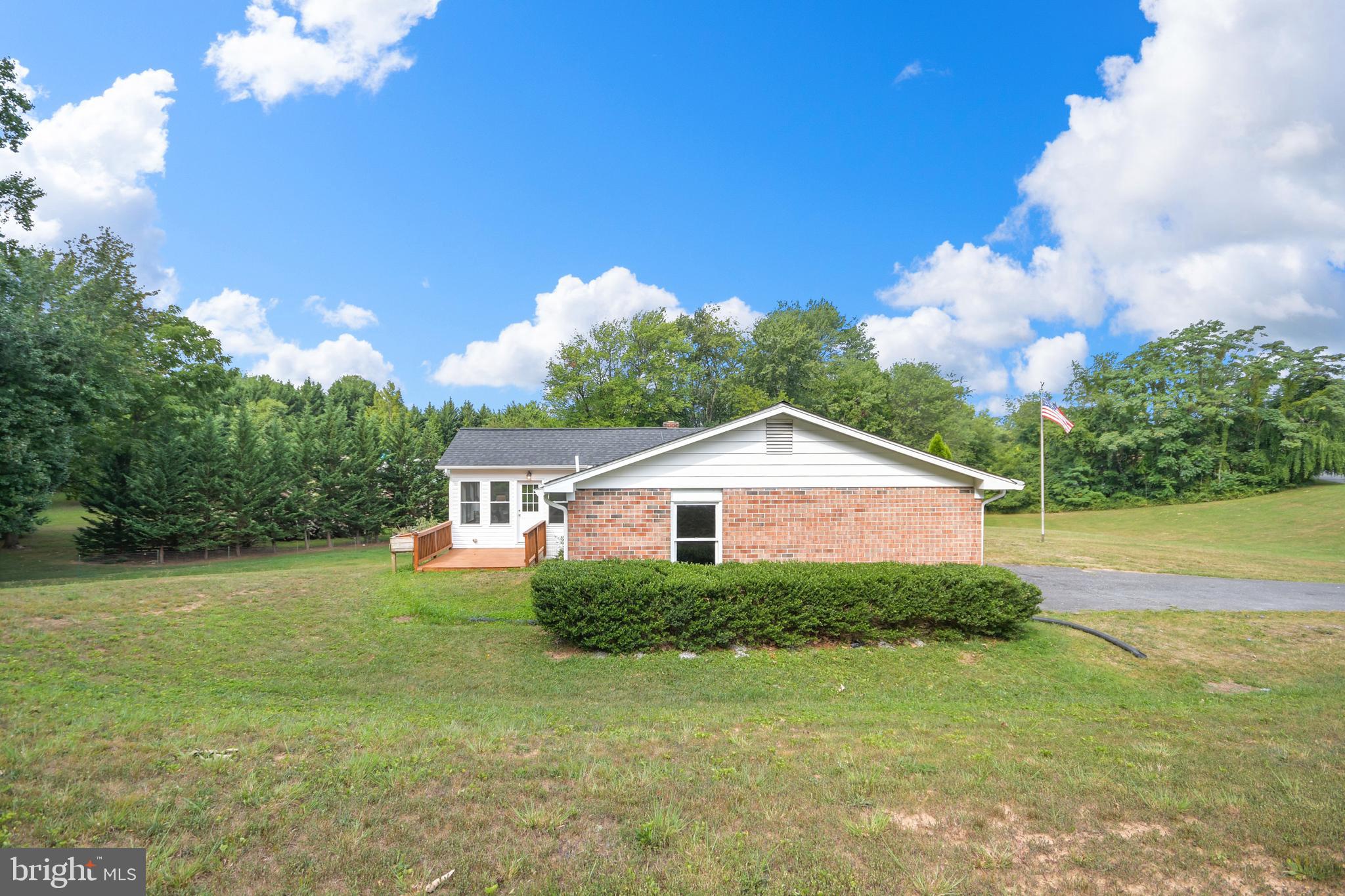 HIGHVIEW - Residential