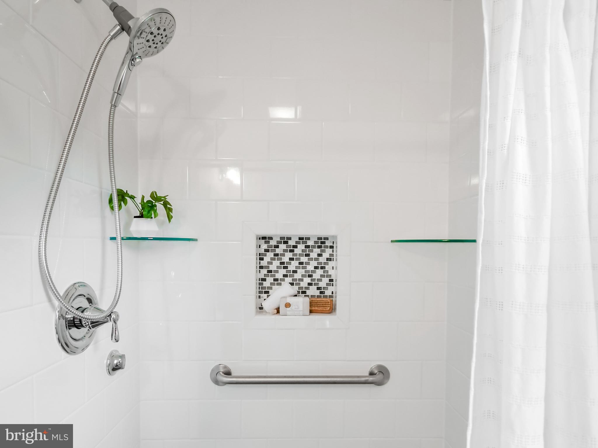 HIGHVIEW - Residential