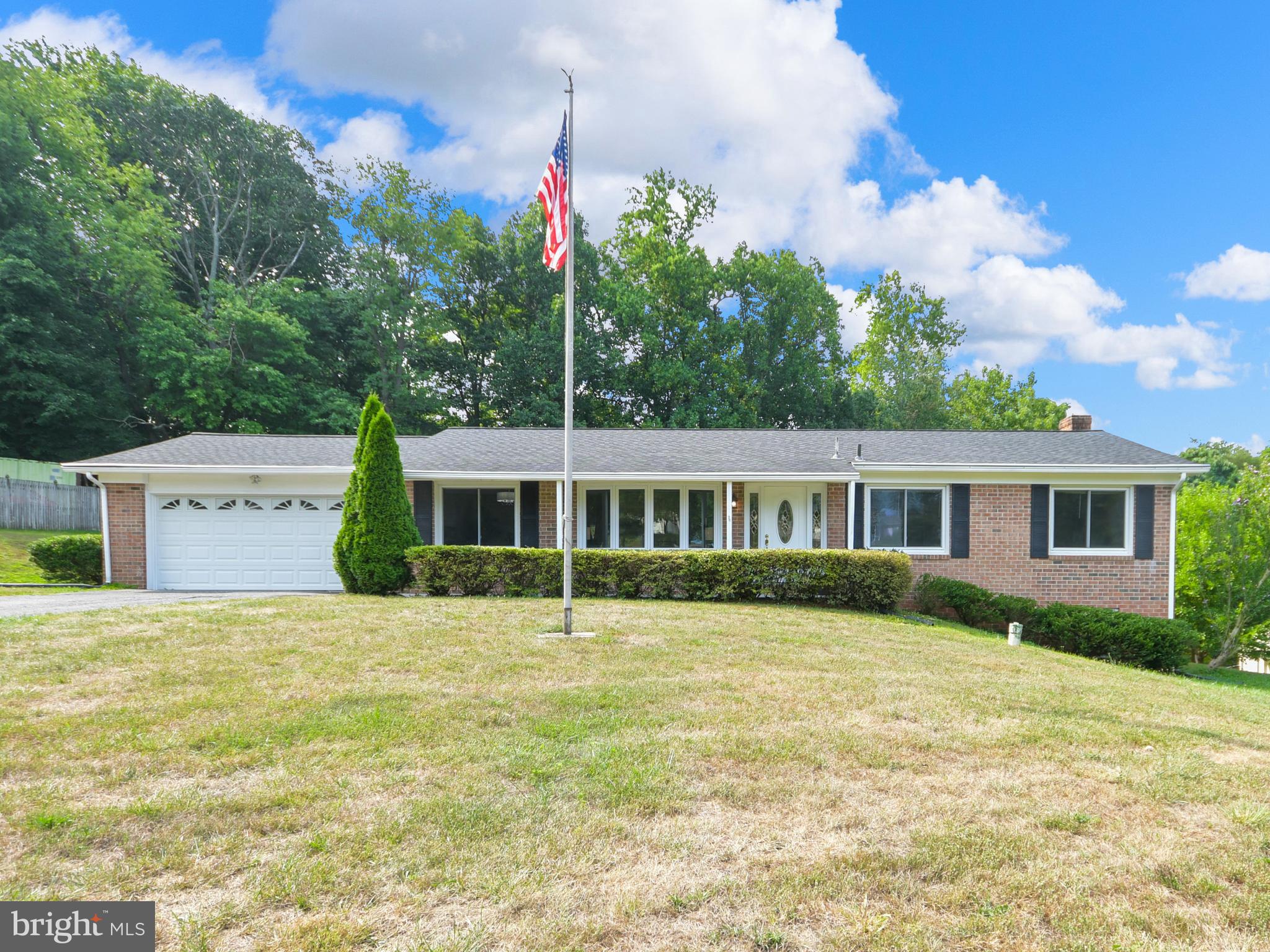 HIGHVIEW - Residential