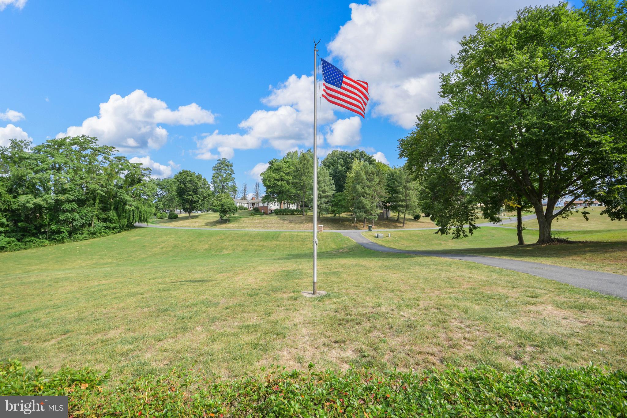 HIGHVIEW - Residential