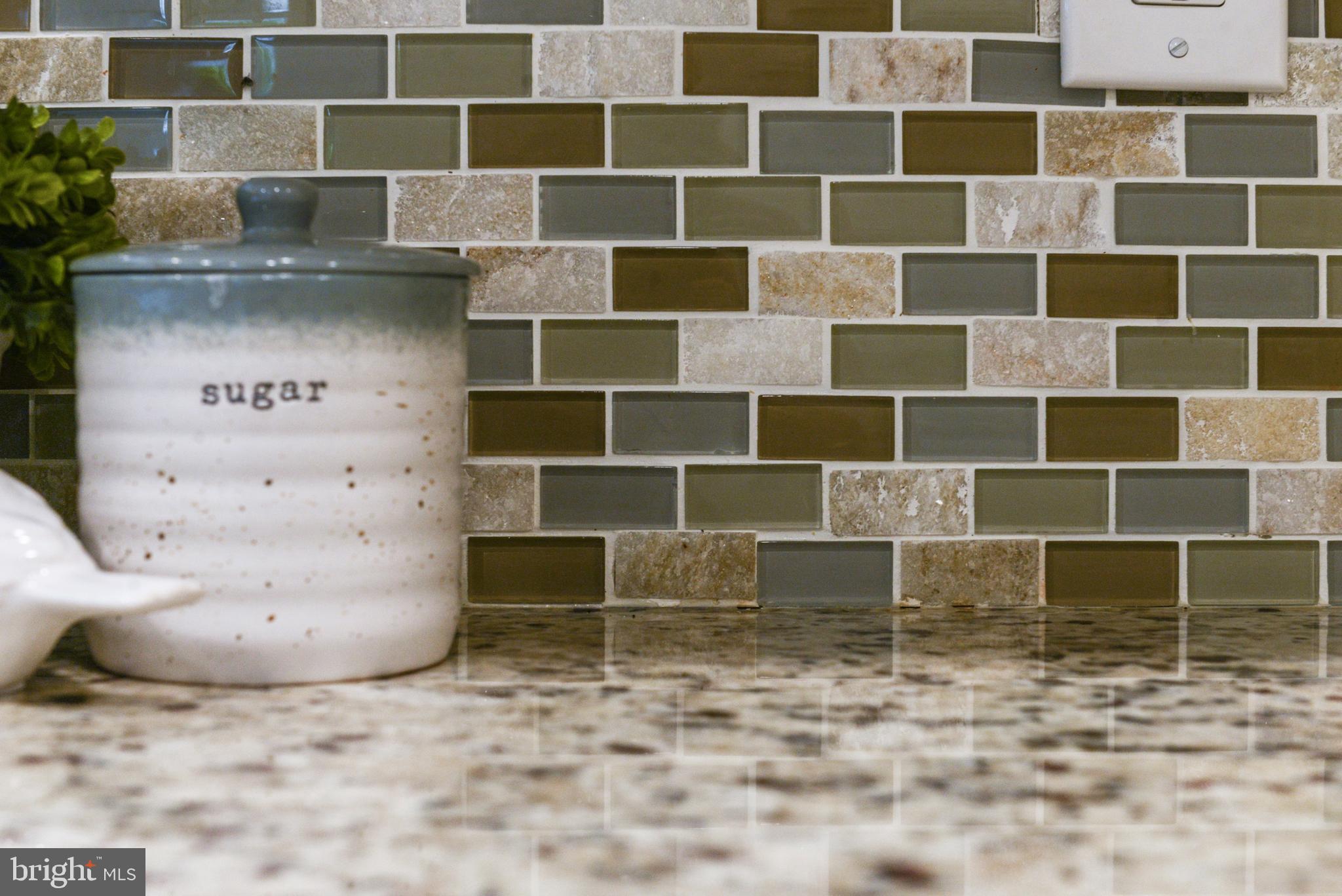 HIGHVIEW - Residential