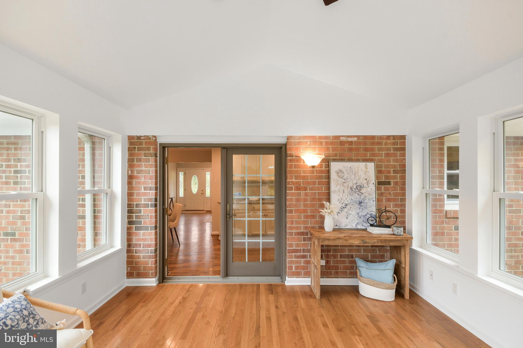 HIGHVIEW - Residential