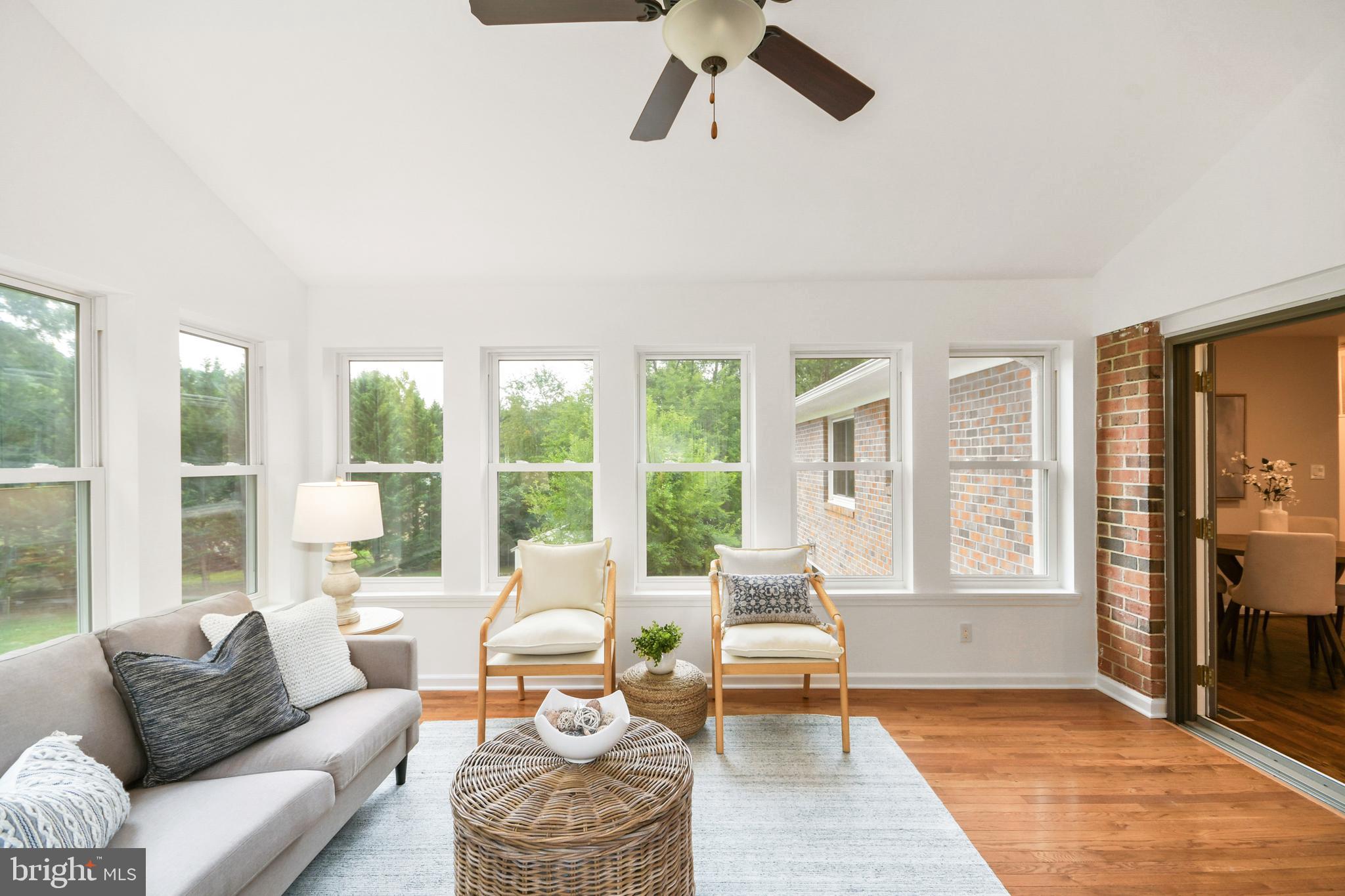 HIGHVIEW - Residential