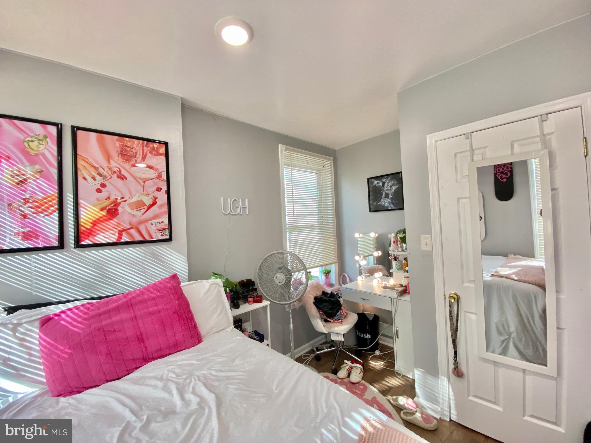 TEMPLE UNIVERSITY - Residential Lease