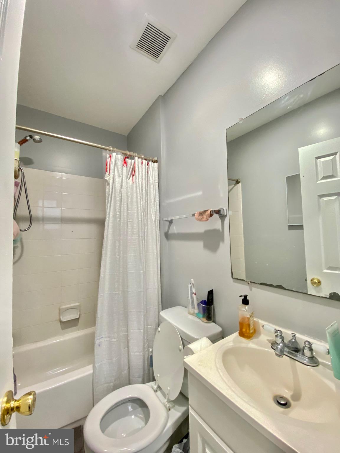 TEMPLE UNIVERSITY - Residential Lease