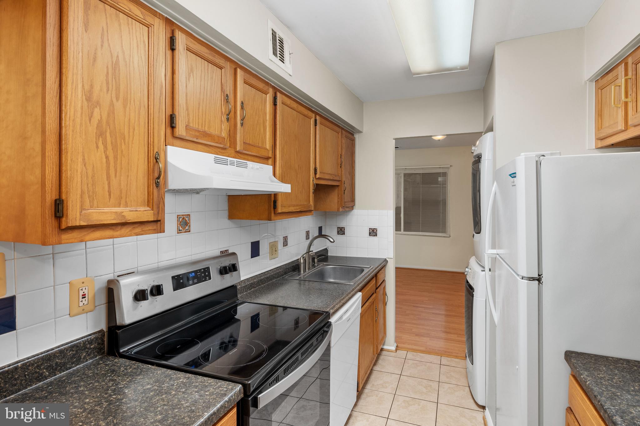 17500 HOSKINSON ROAD