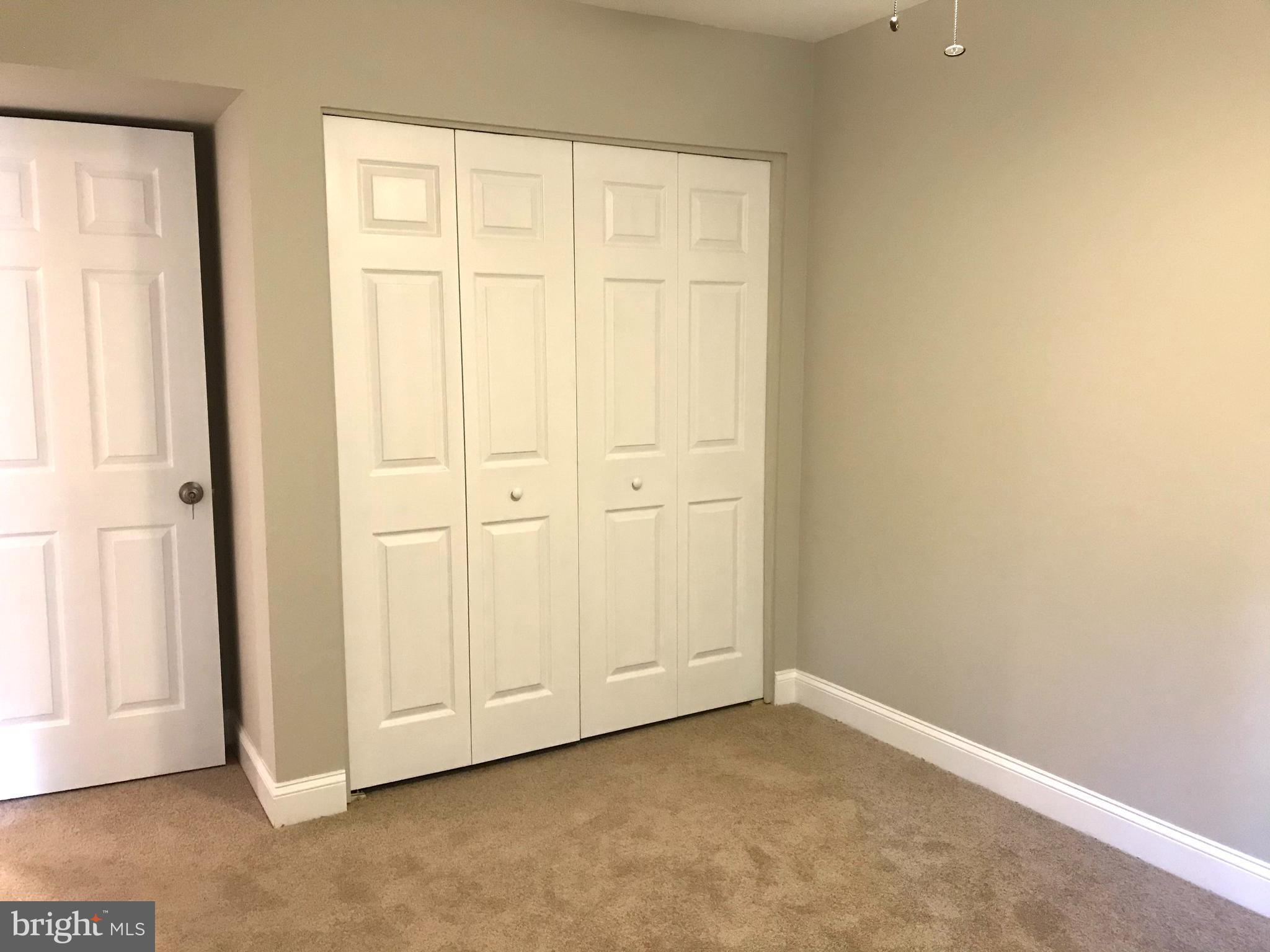 INDIAN KING - Residential Lease