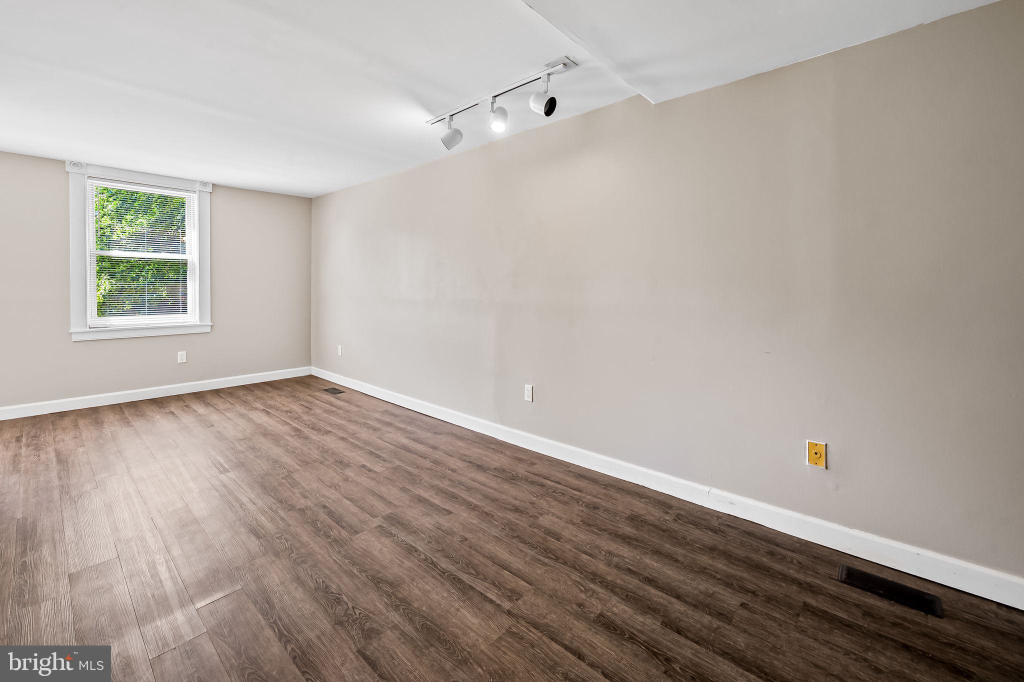 FELLS POINT HISTORIC DISTRICT - Residential Lease