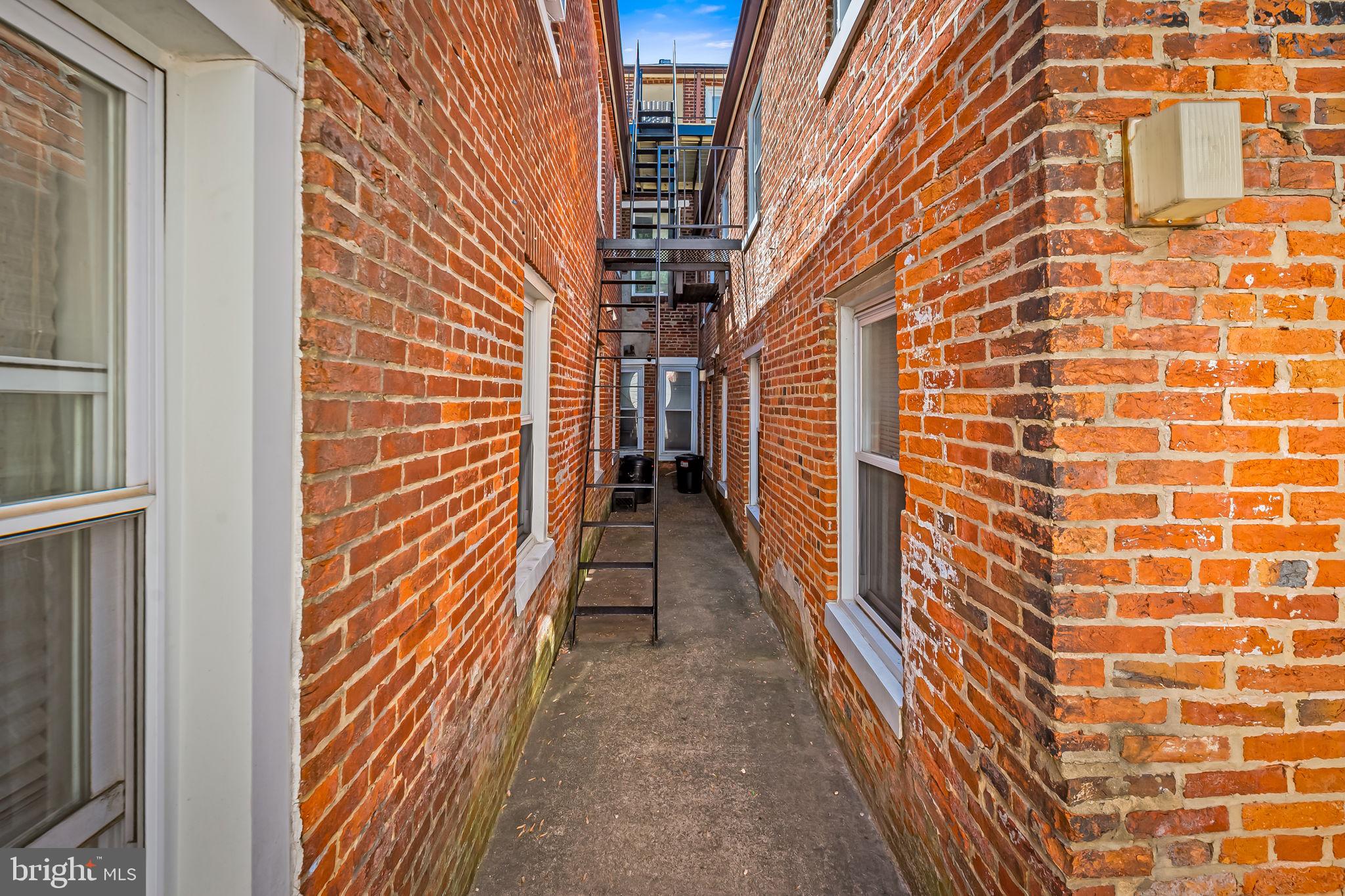 FELLS POINT HISTORIC DISTRICT - Residential Lease