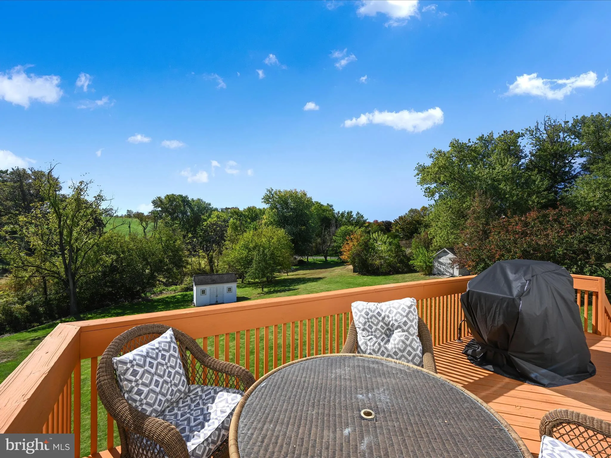 Elizabethtown, Pennsylvania 17022, United States, 5 Bedrooms Bedrooms, ,4 BathroomsBathrooms,Residential,Active,226310