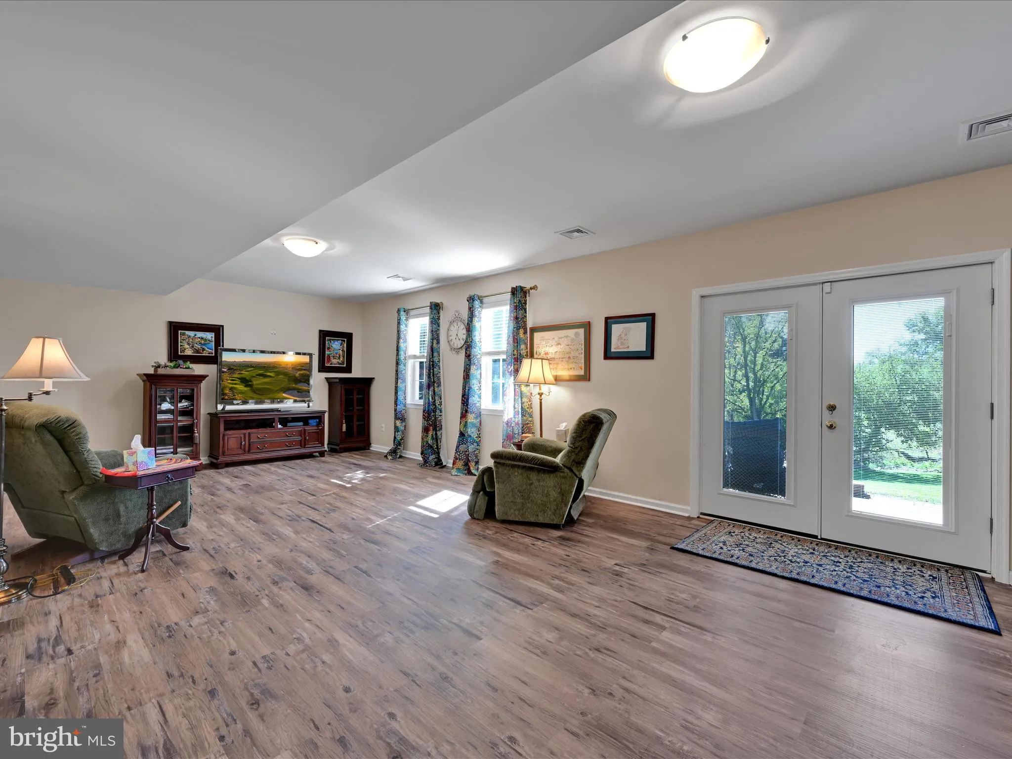 Elizabethtown, Pennsylvania 17022, United States, 5 Bedrooms Bedrooms, ,4 BathroomsBathrooms,Residential,Active,226310