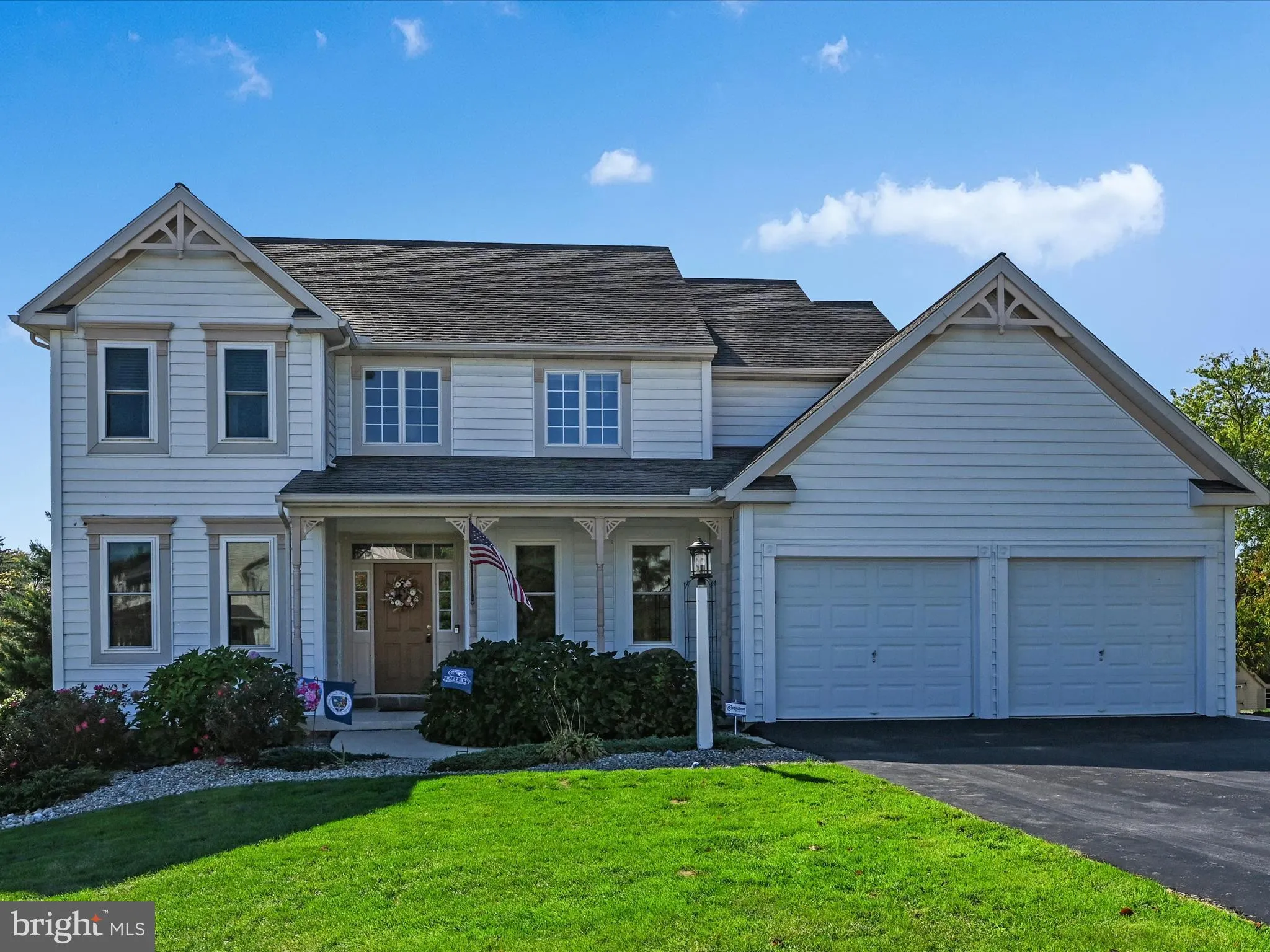 Elizabethtown, Pennsylvania 17022, United States, 5 Bedrooms Bedrooms, ,4 BathroomsBathrooms,Residential,Active,226310