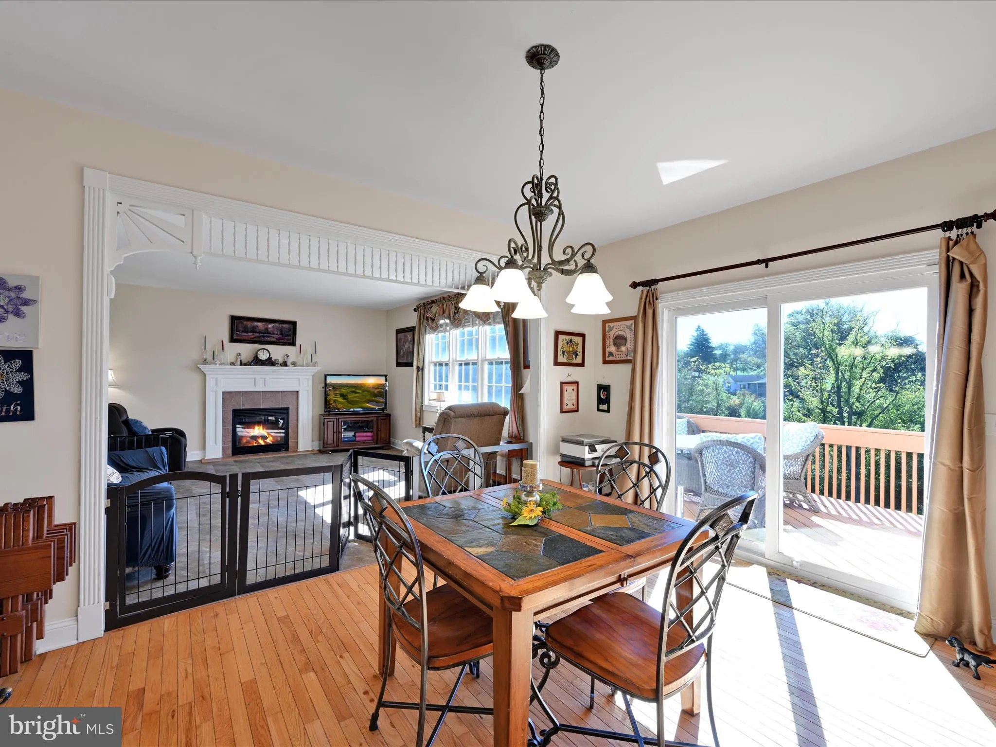 Elizabethtown, Pennsylvania 17022, United States, 5 Bedrooms Bedrooms, ,4 BathroomsBathrooms,Residential,Active,226310