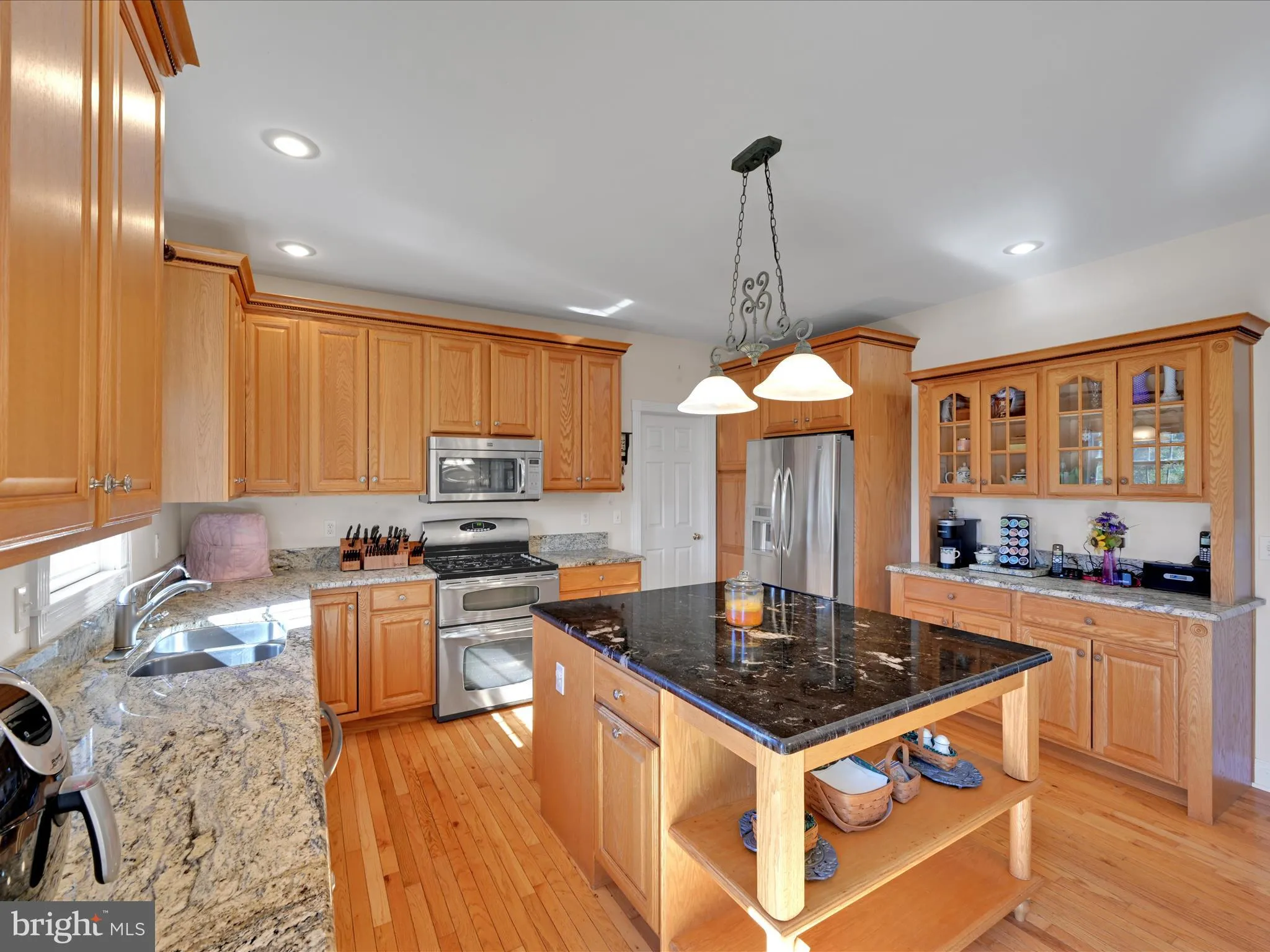 Elizabethtown, Pennsylvania 17022, United States, 5 Bedrooms Bedrooms, ,4 BathroomsBathrooms,Residential,Active,226310