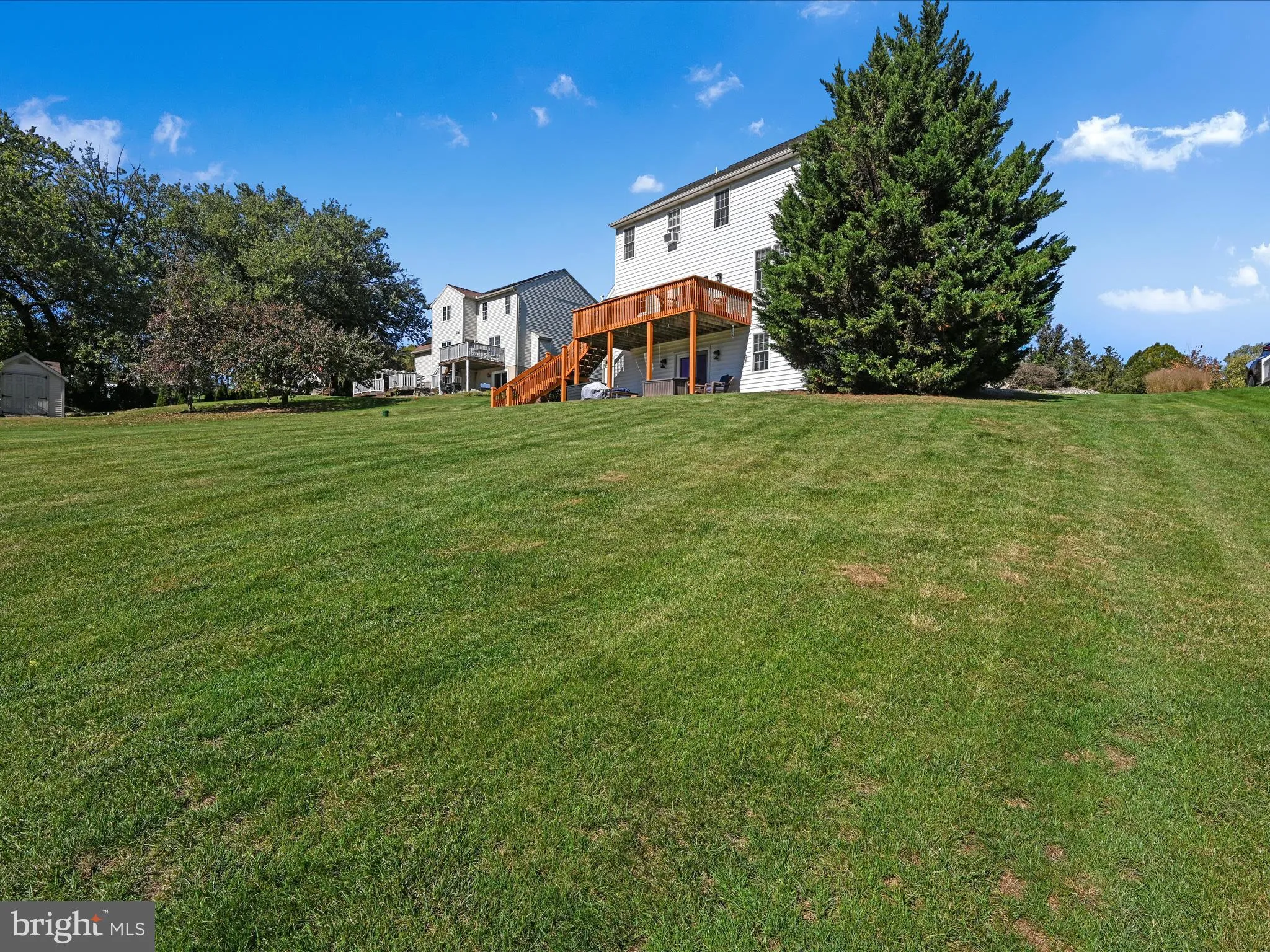 Elizabethtown, Pennsylvania 17022, United States, 5 Bedrooms Bedrooms, ,4 BathroomsBathrooms,Residential,Active,226310