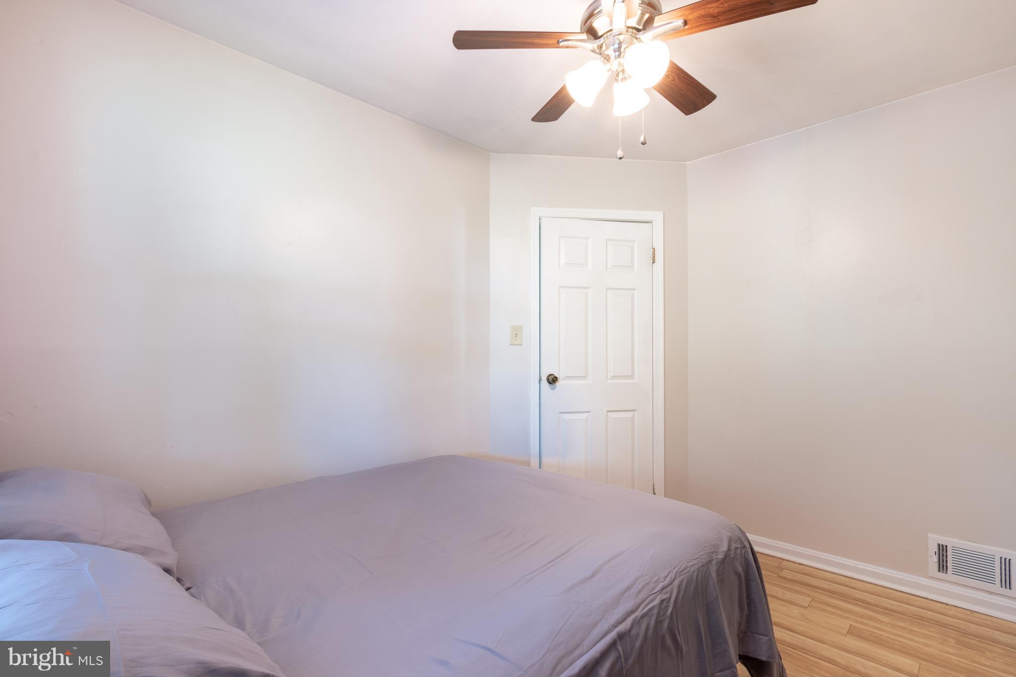 RIVERDALE PARK - Residential