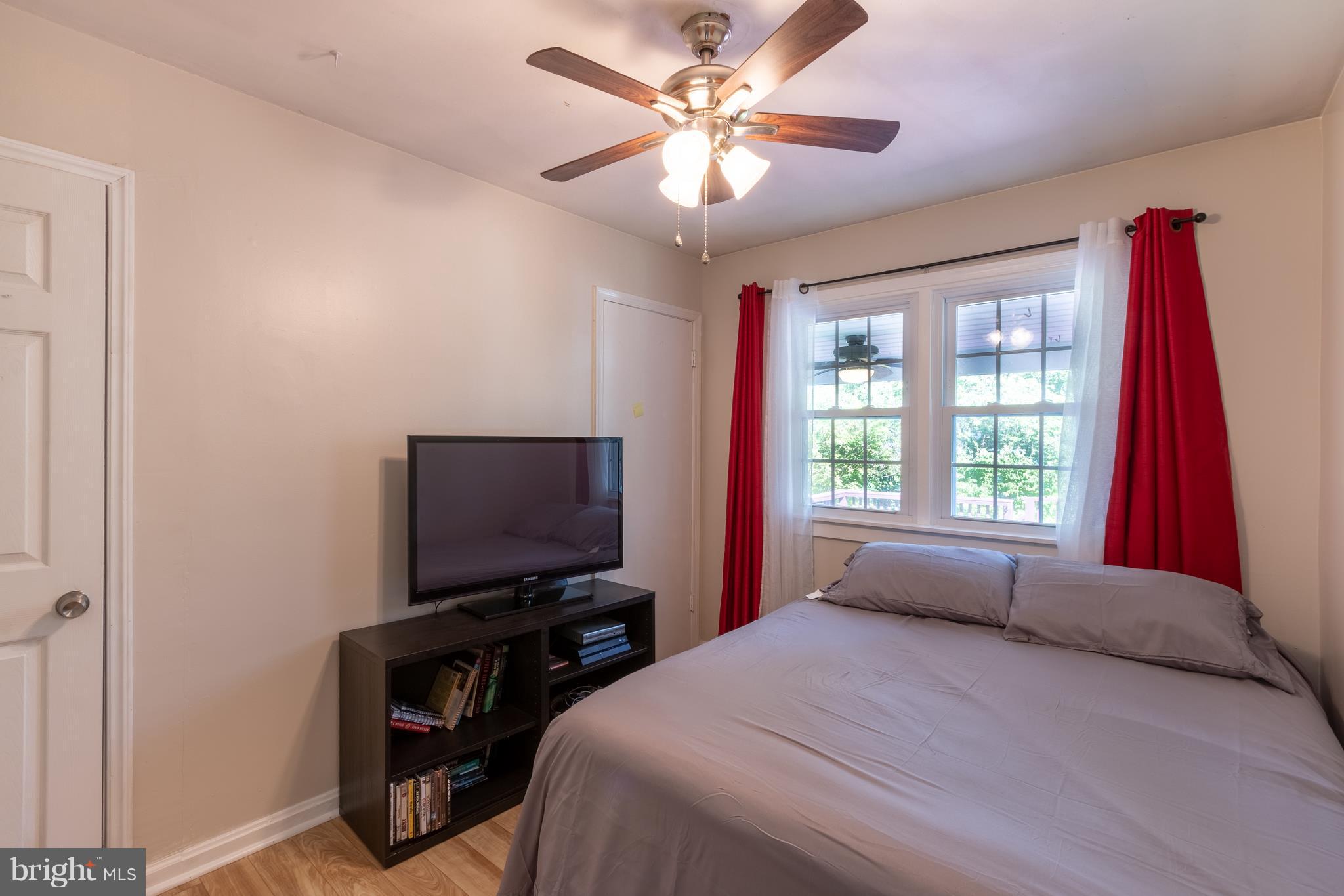 RIVERDALE PARK - Residential