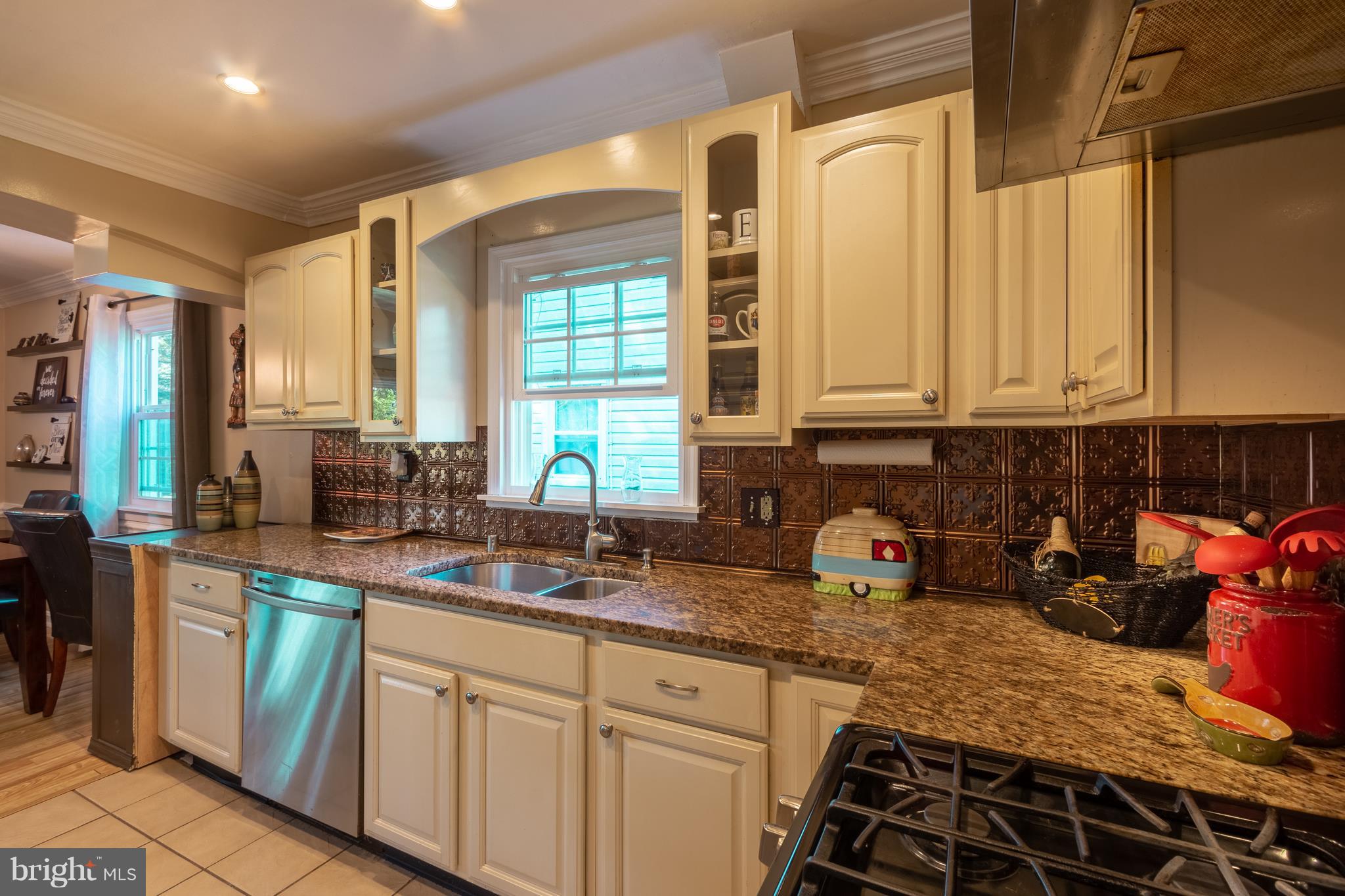 RIVERDALE PARK - Residential