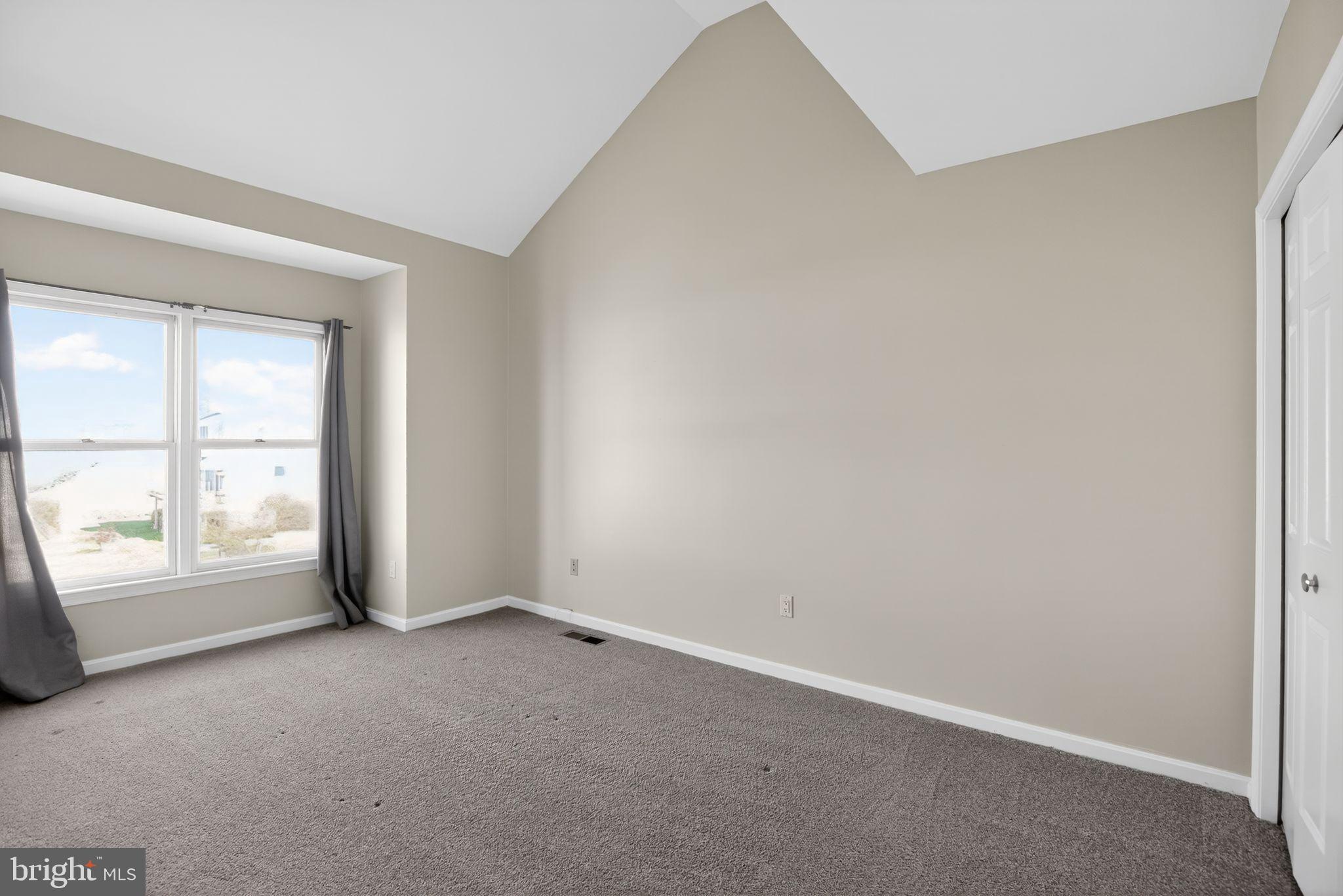 WINDWARD KEY - Residential