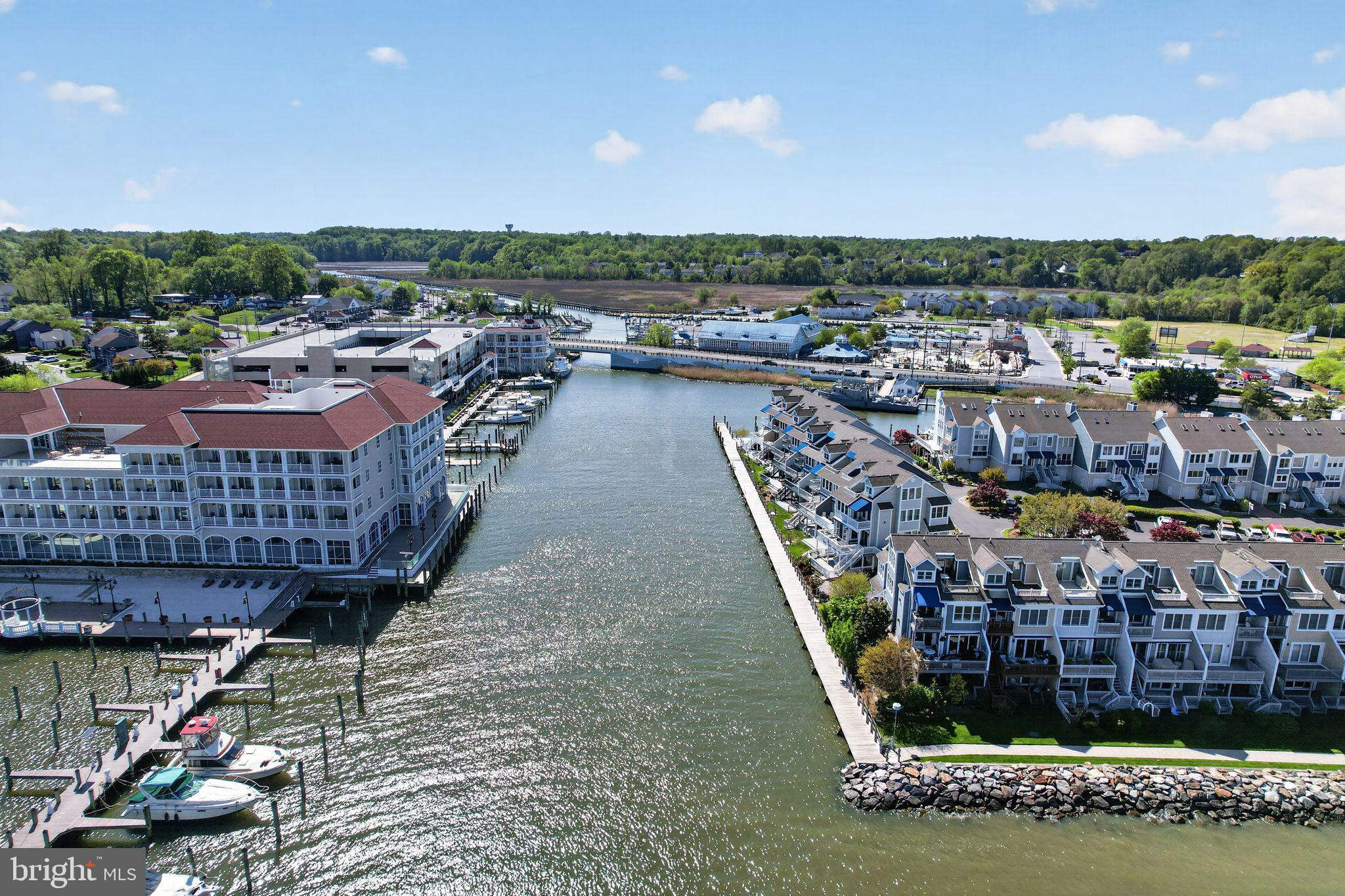 WINDWARD KEY - Residential