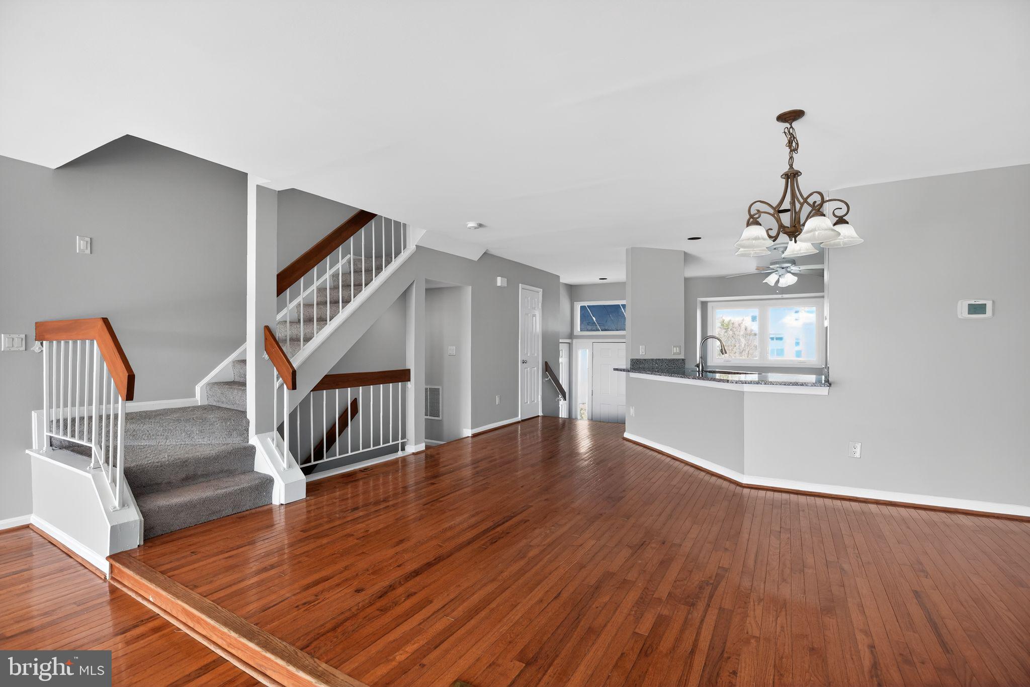 WINDWARD KEY - Residential