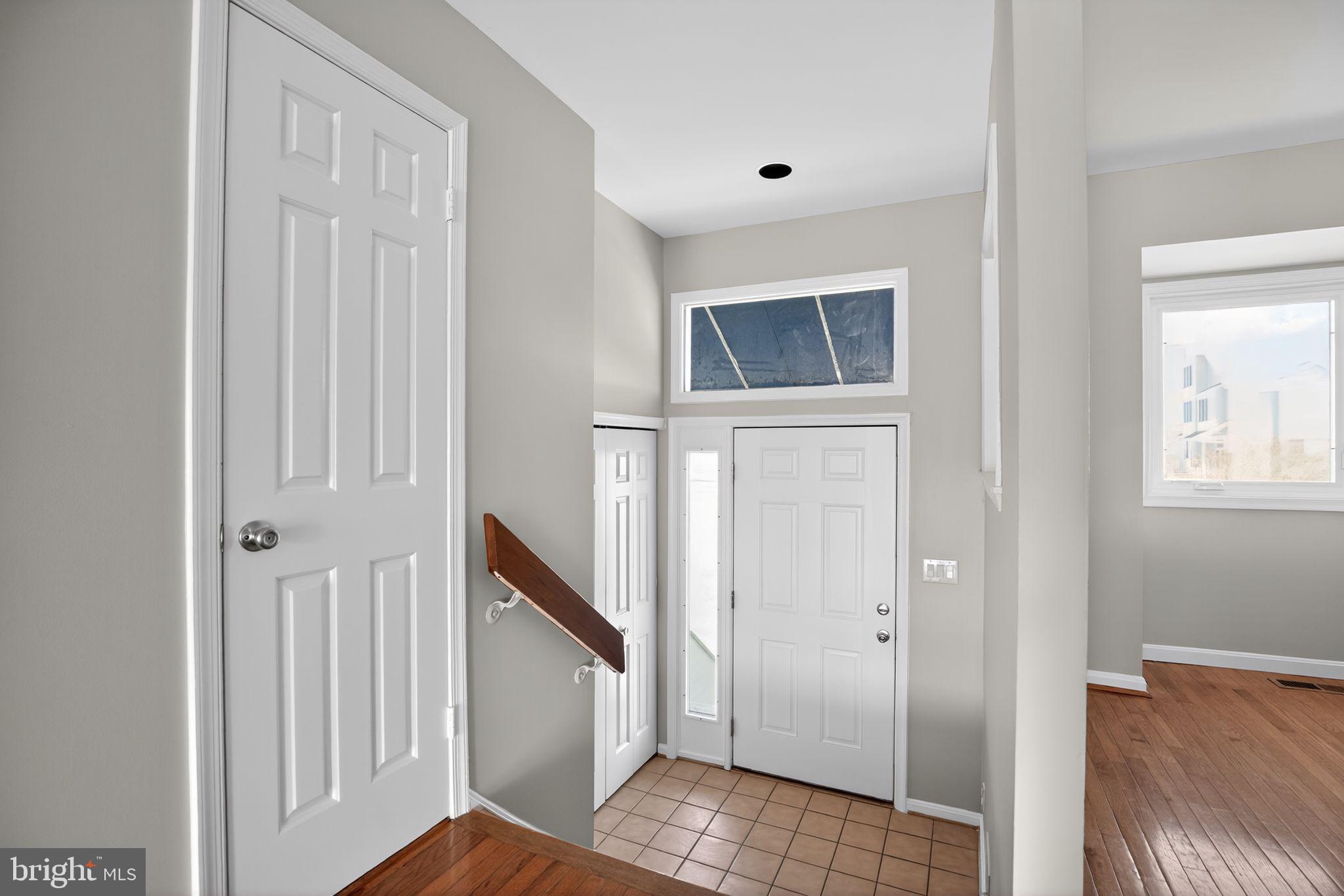 WINDWARD KEY - Residential