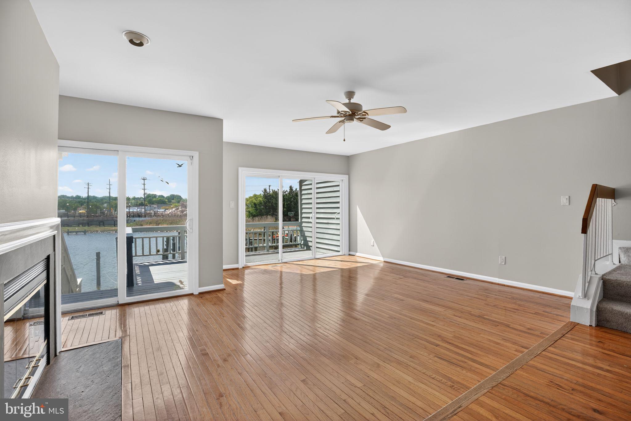 WINDWARD KEY - Residential