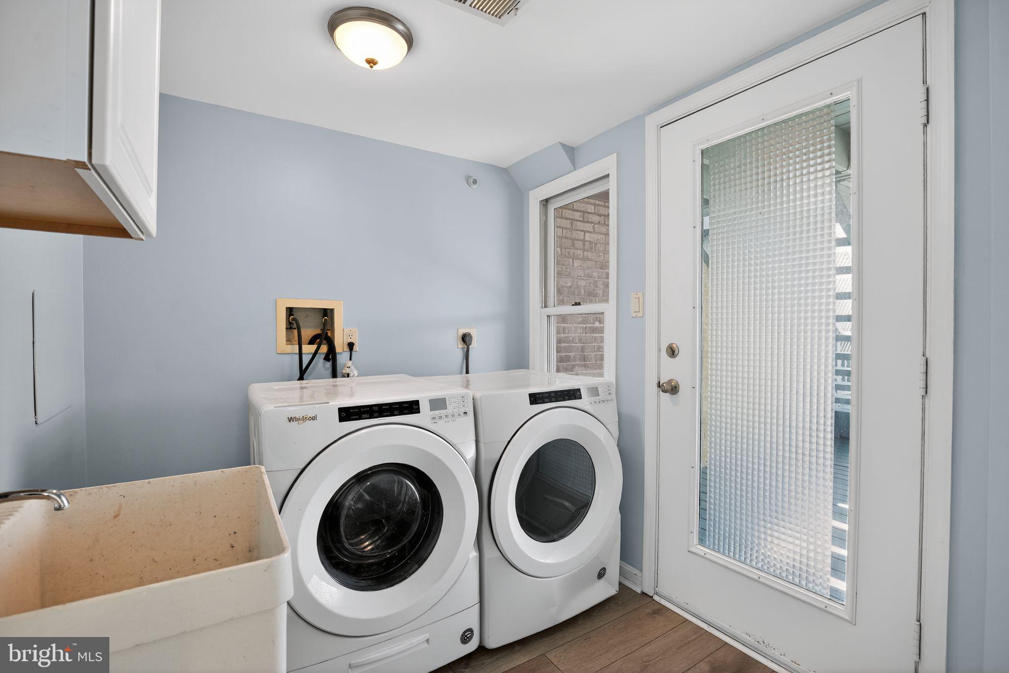 WINDWARD KEY - Residential