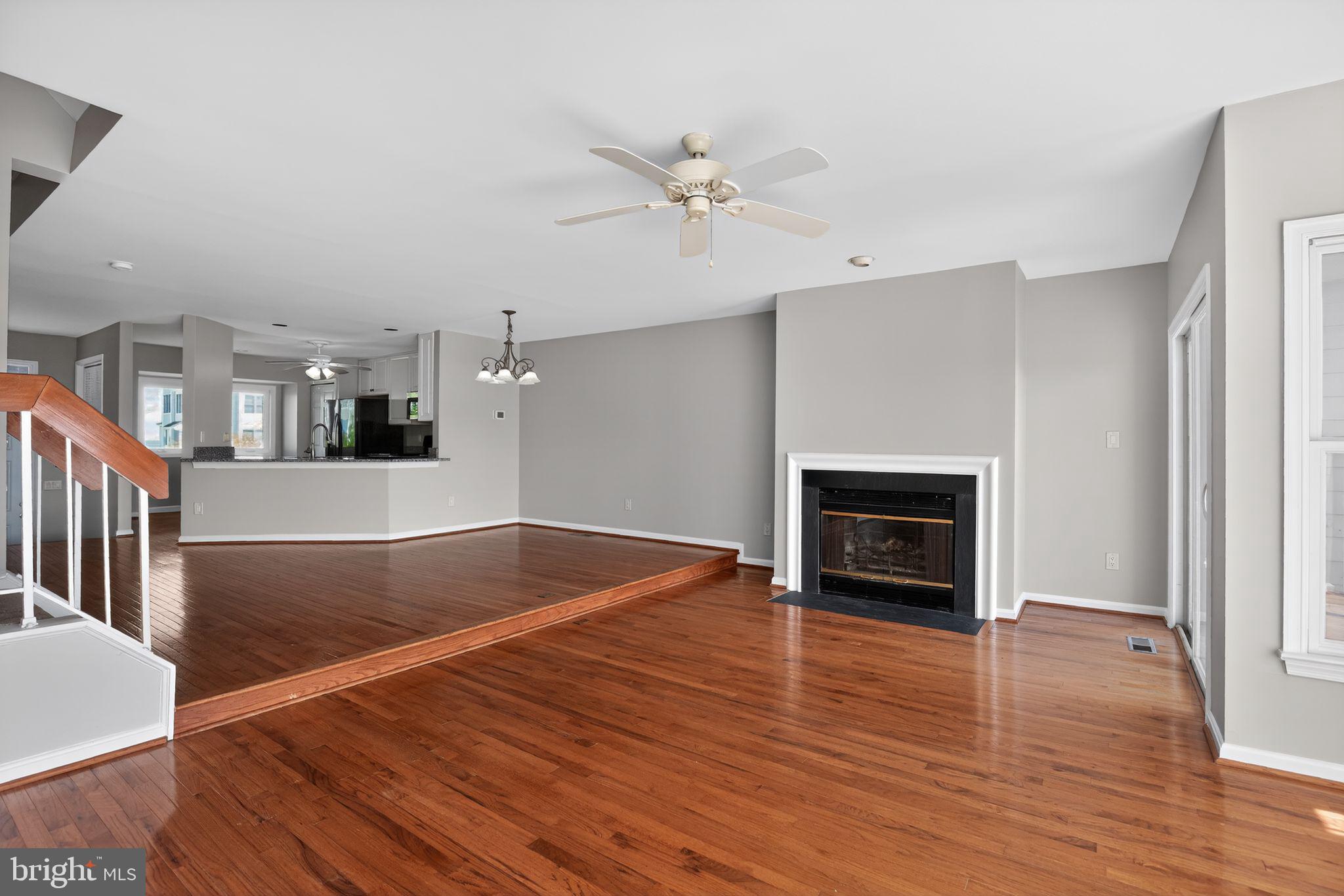 WINDWARD KEY - Residential