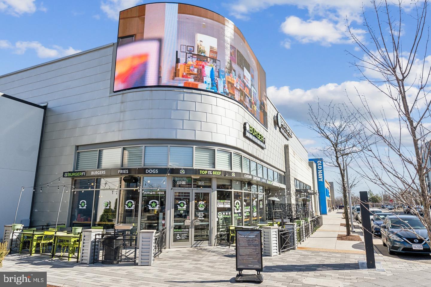 POTOMAC CLUB - Residential