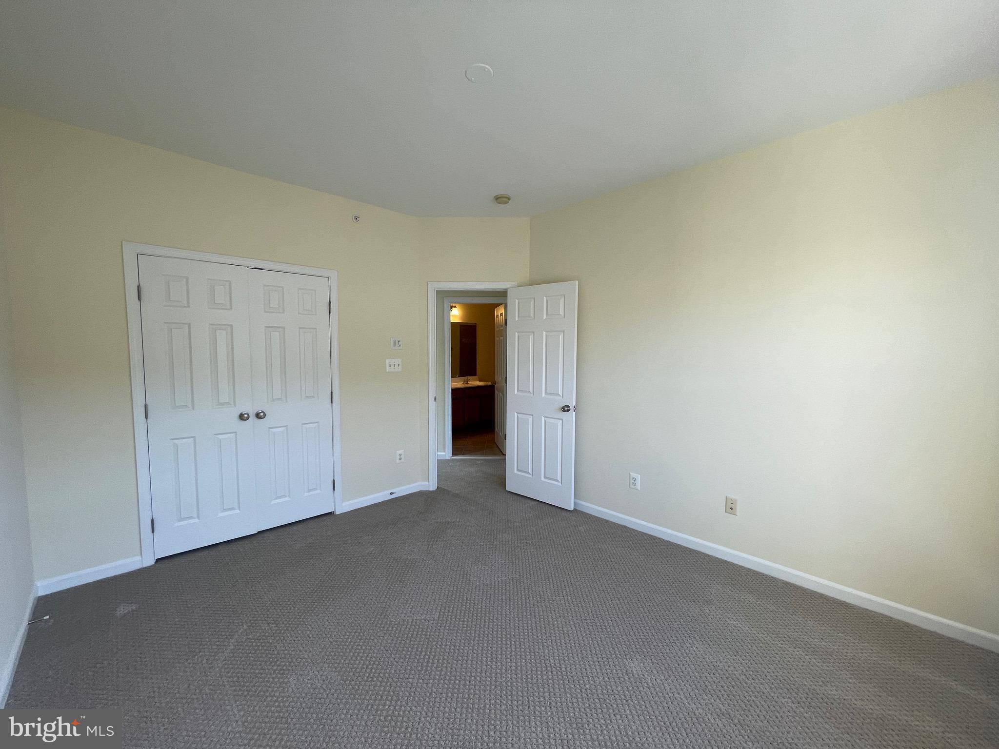 POTOMAC CLUB - Residential