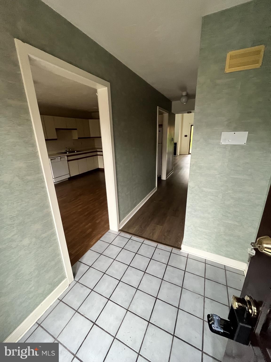 95 WESTVIEW MANOR 95