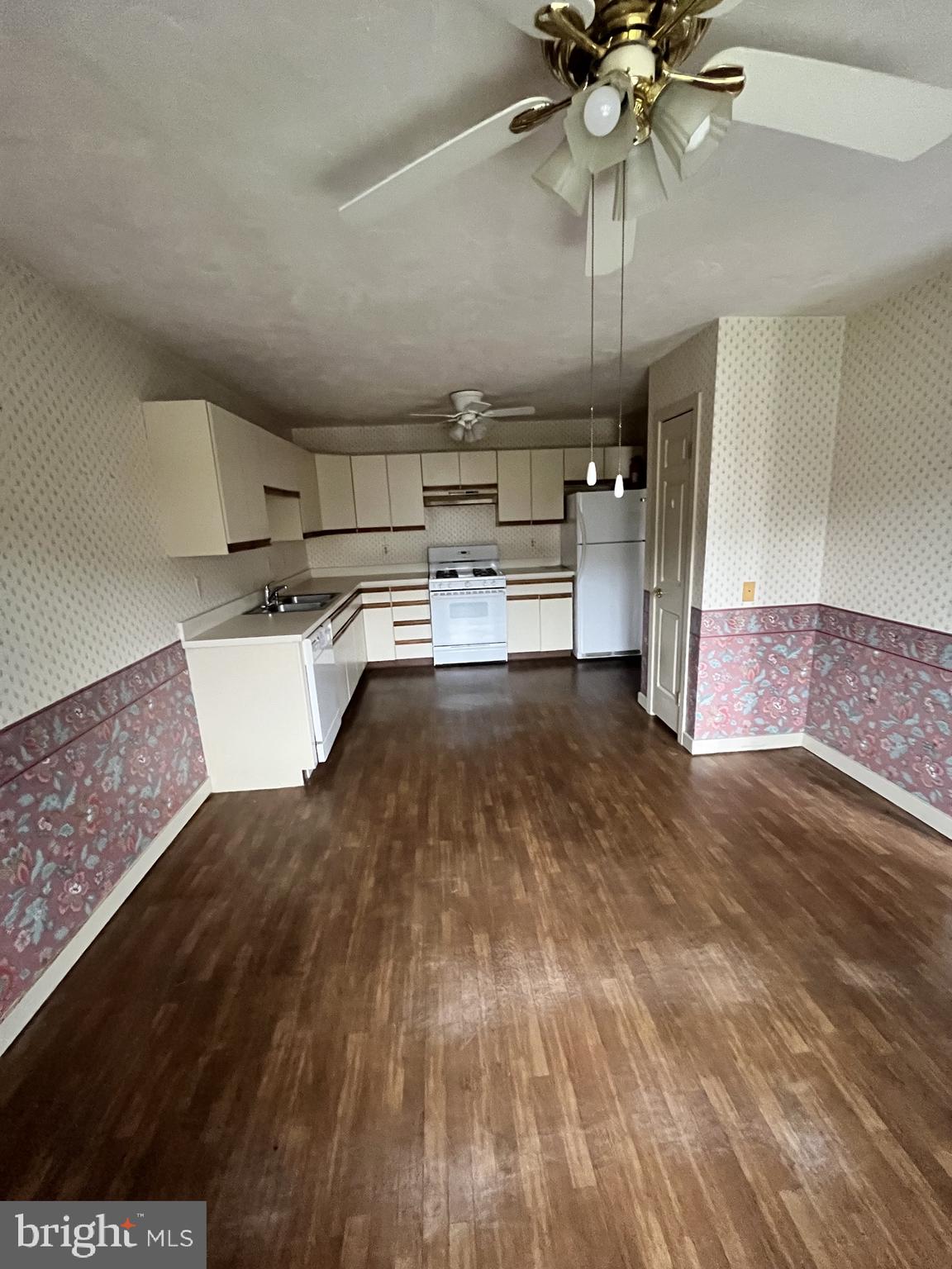 95 WESTVIEW MANOR 95