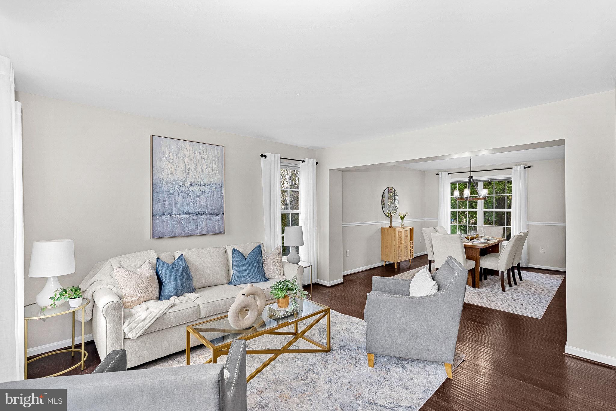 ROUND HILL - Residential