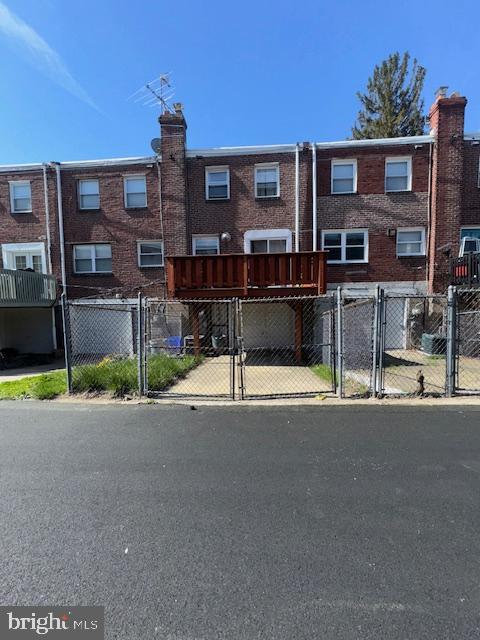 WEST OAK LANE - Residential