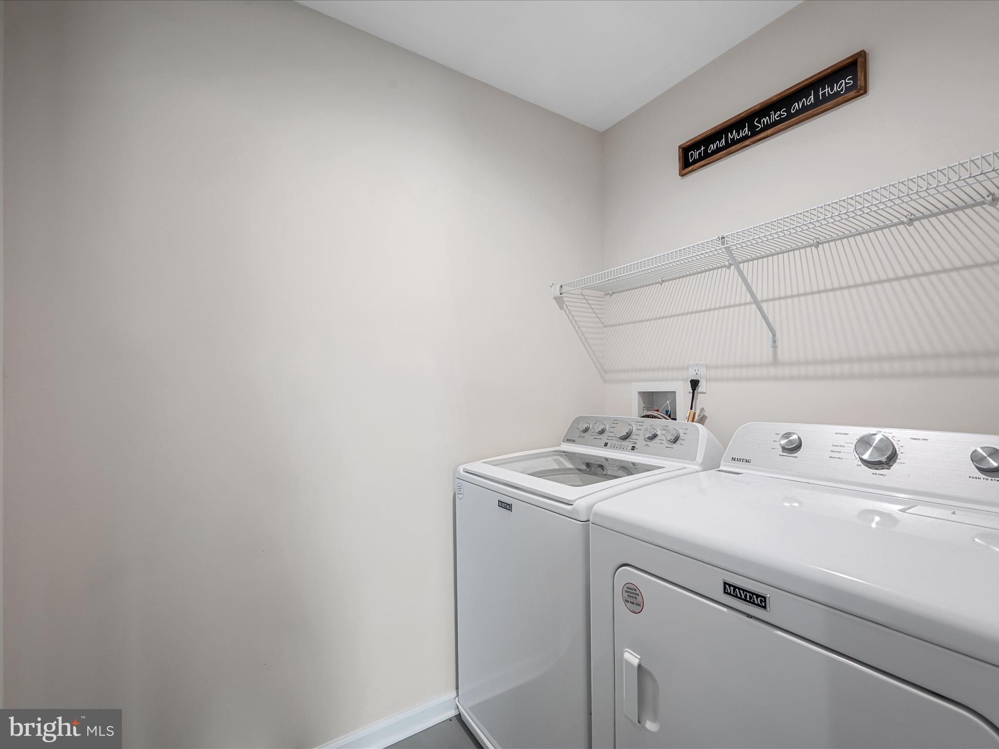 MIDDLE CREEK MANOR - Residential