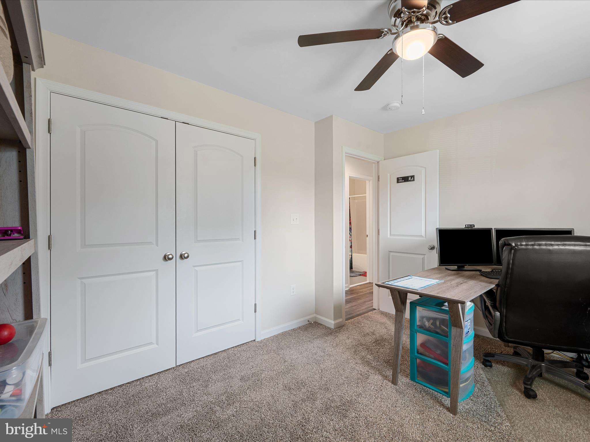 MIDDLE CREEK MANOR - Residential