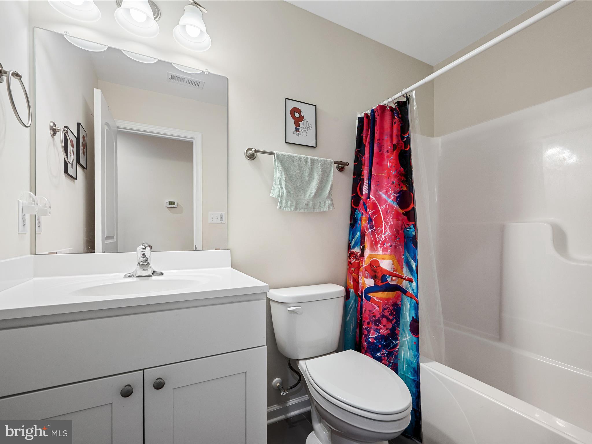 MIDDLE CREEK MANOR - Residential